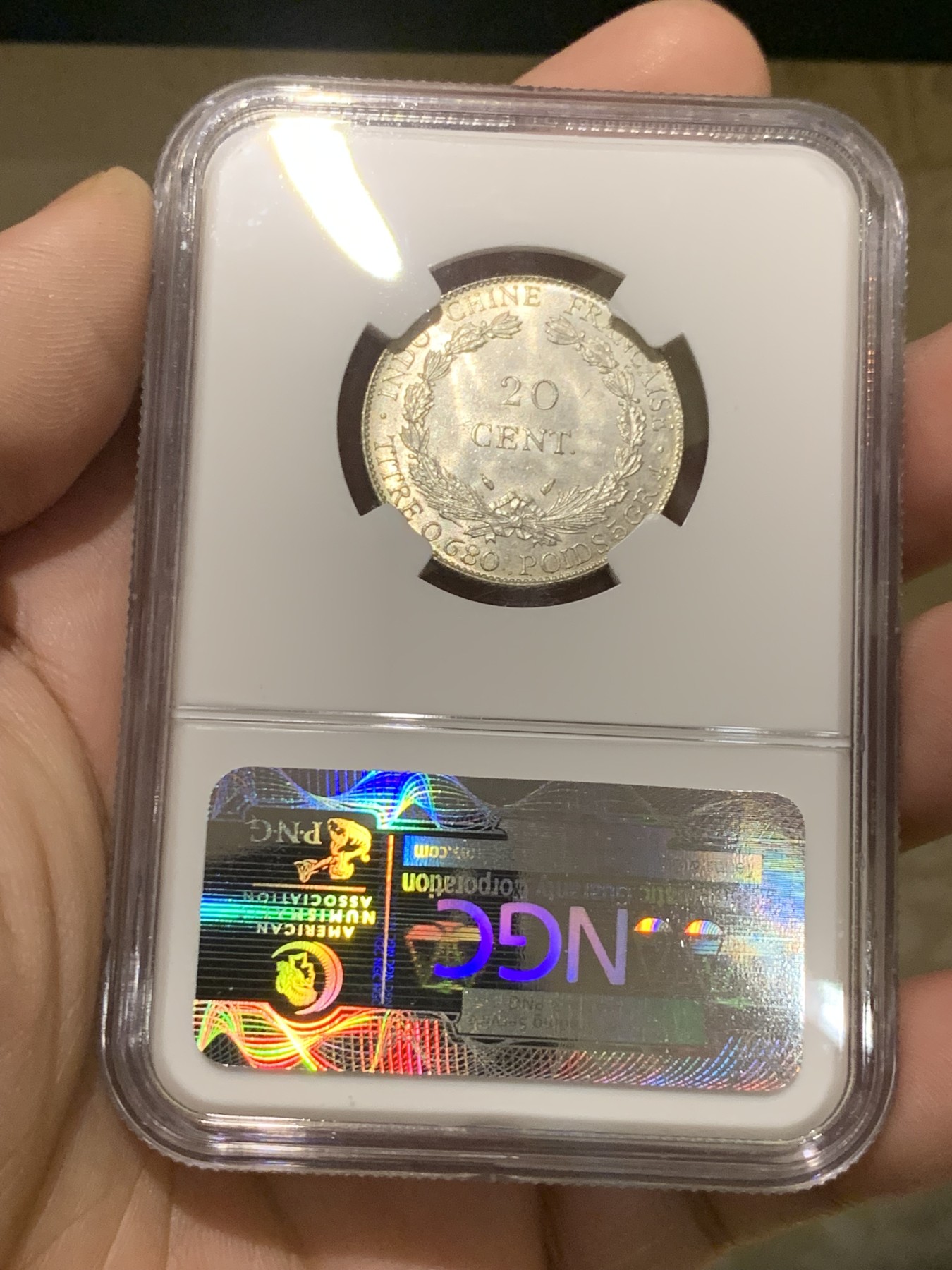 《竞宝斋》第205场-周日，周一 2场 (全场包邮) NGC-MS64 1937年 法属印度支那20分银币 两面肉眼几乎看不到一丝擦痕 老盒重评有惊喜呀