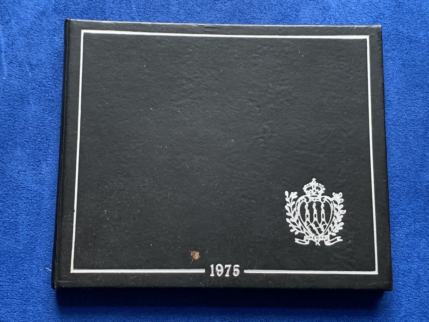 《竞宝斋》第205场-周日，周一 2场 (全场包邮) 卡装 圣马力诺1975年500里拉银币 包浆五彩美品