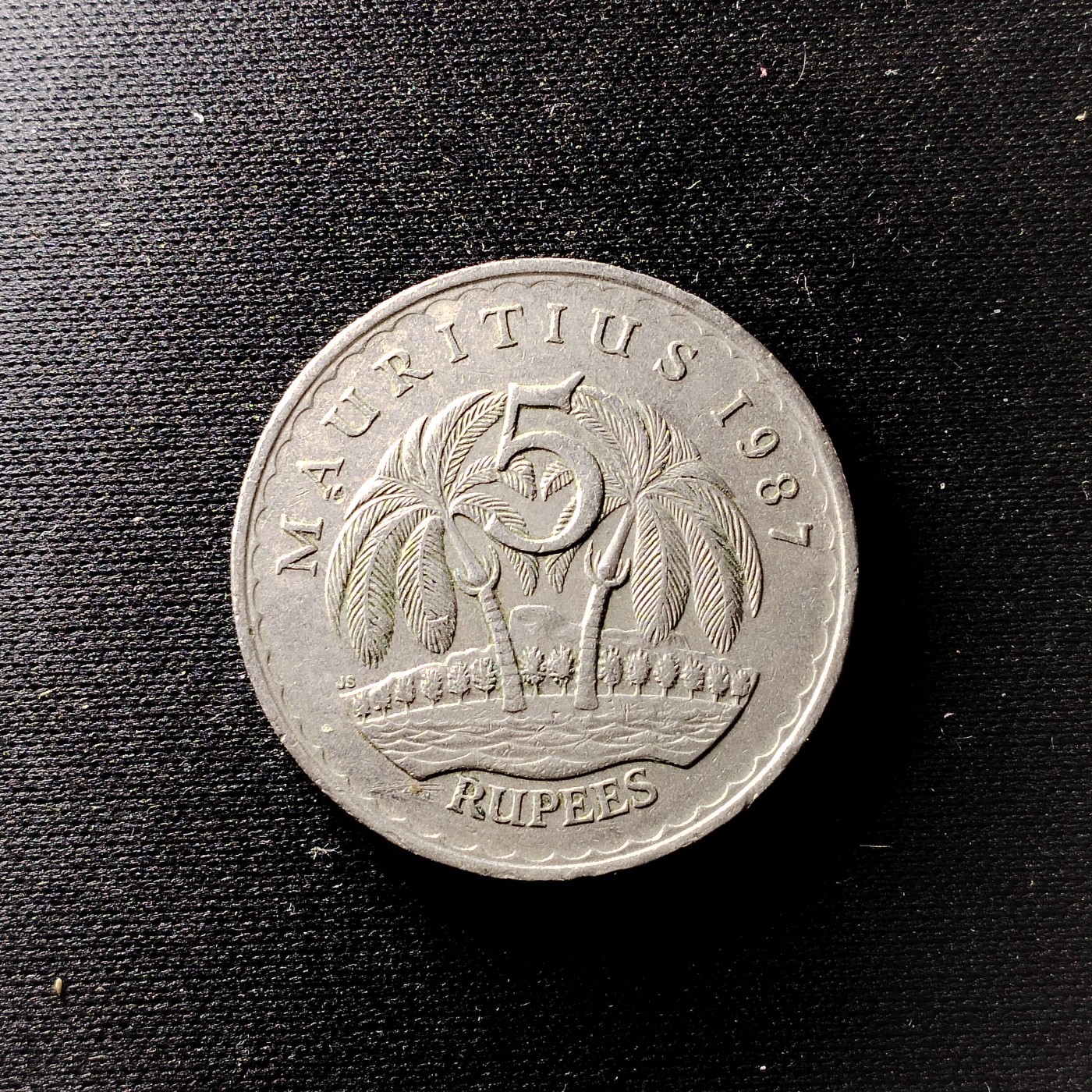 钱币49场 毛里求斯5卢比硬币 直径31MM 