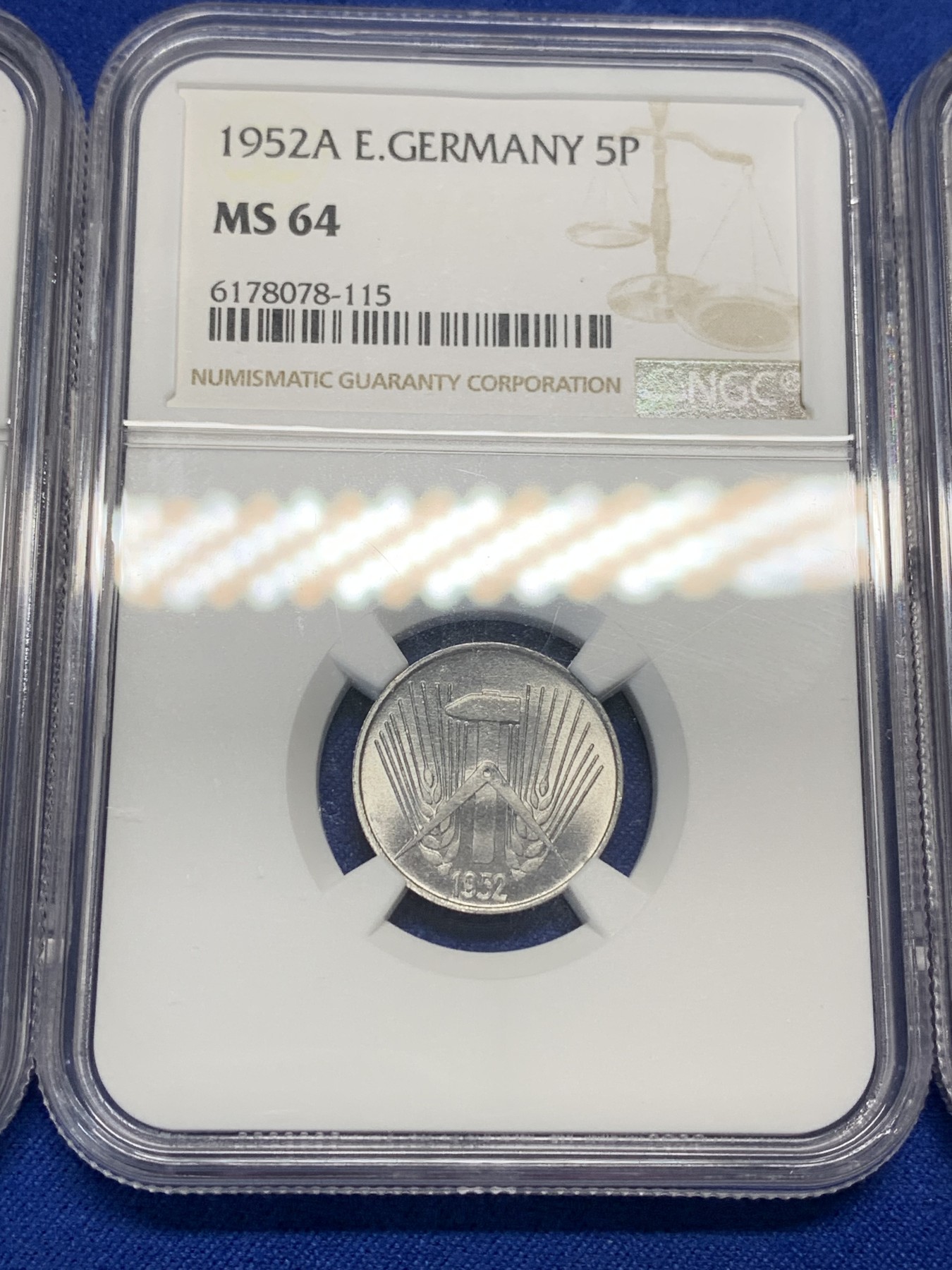 《竞宝斋》第205场-周日，周一 2场 (全场包邮) 东德1952A三枚全套，NGC MS63-64好分数，1、5、10芬妮，强光好品！