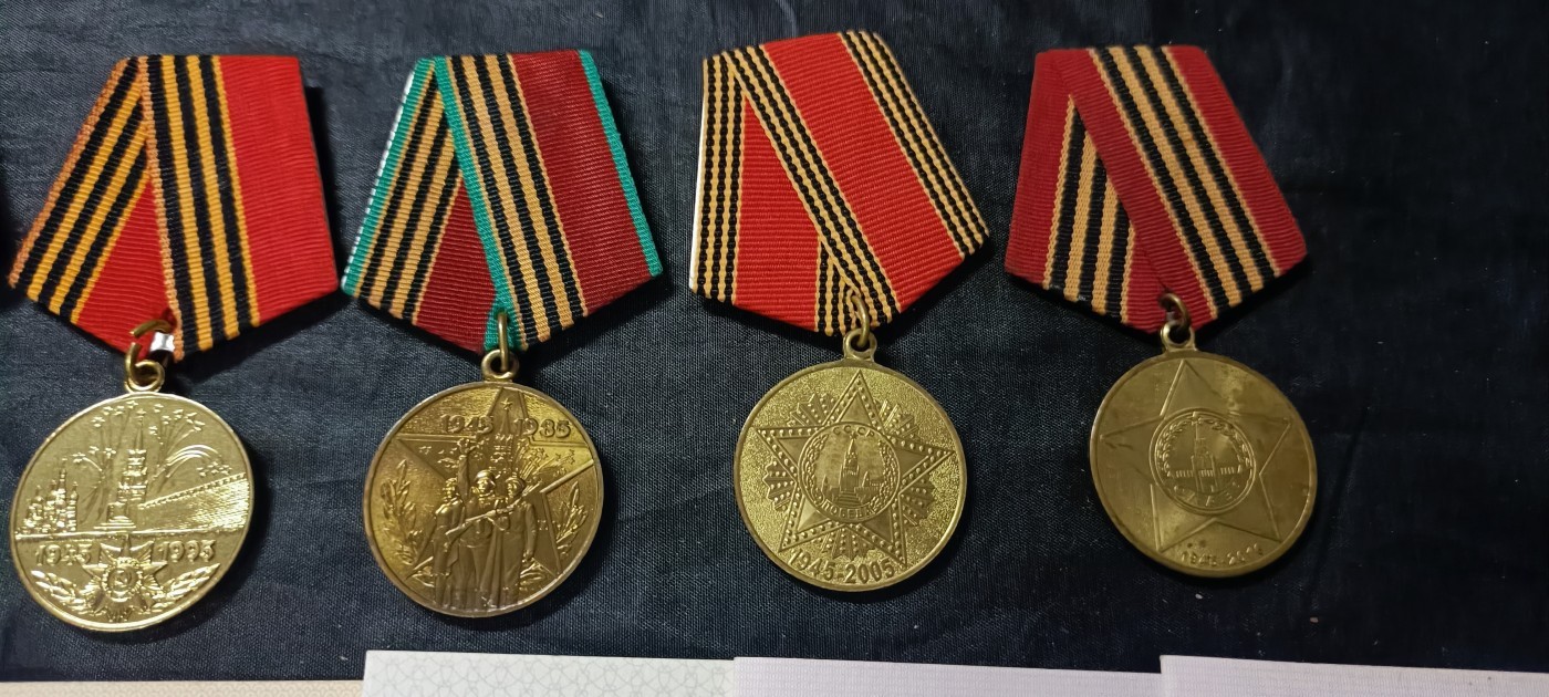 天字一号精品书章拍卖！ 苏联卫国战争系列7枚，带证好品