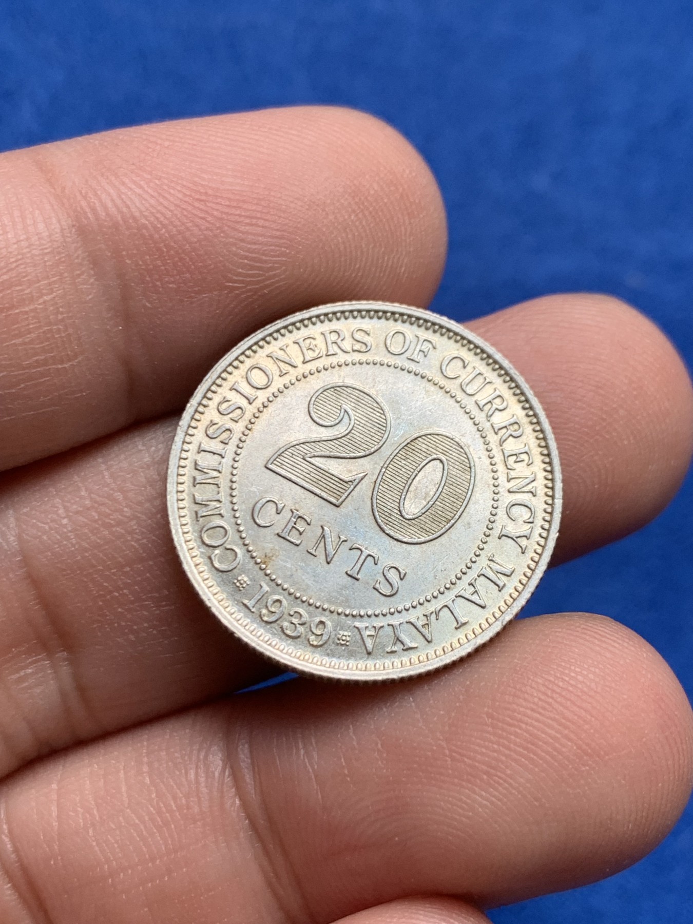 《竞宝斋》第205场-周日，周一 2场 (全场包邮) 1939年英属马来亚20分银币 乔治六世头像 高银版 带光状态好