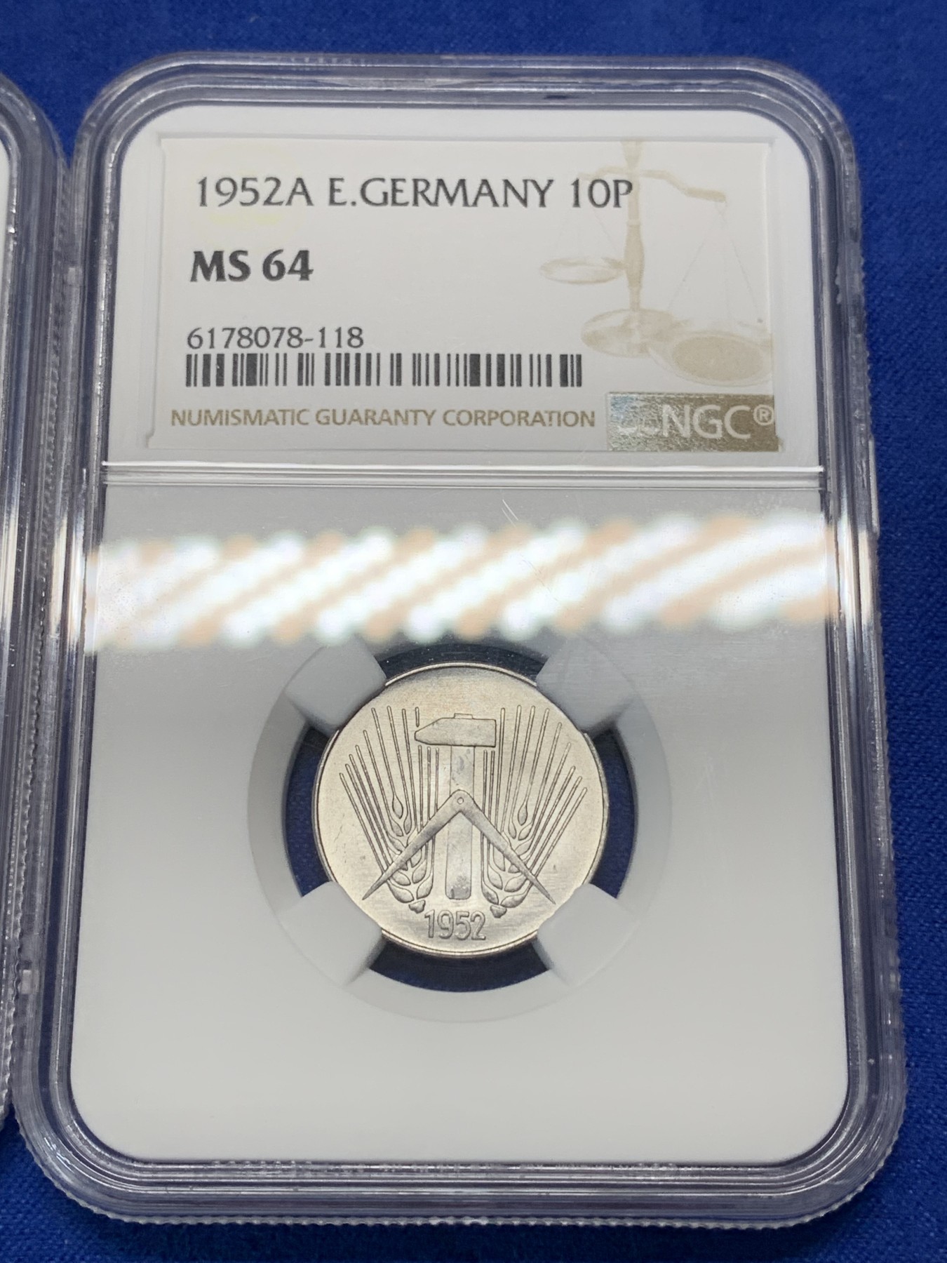 《竞宝斋》第205场-周日，周一 2场 (全场包邮) 东德1952A三枚全套，NGC MS63-64好分数，1、5、10芬妮，强光好品！