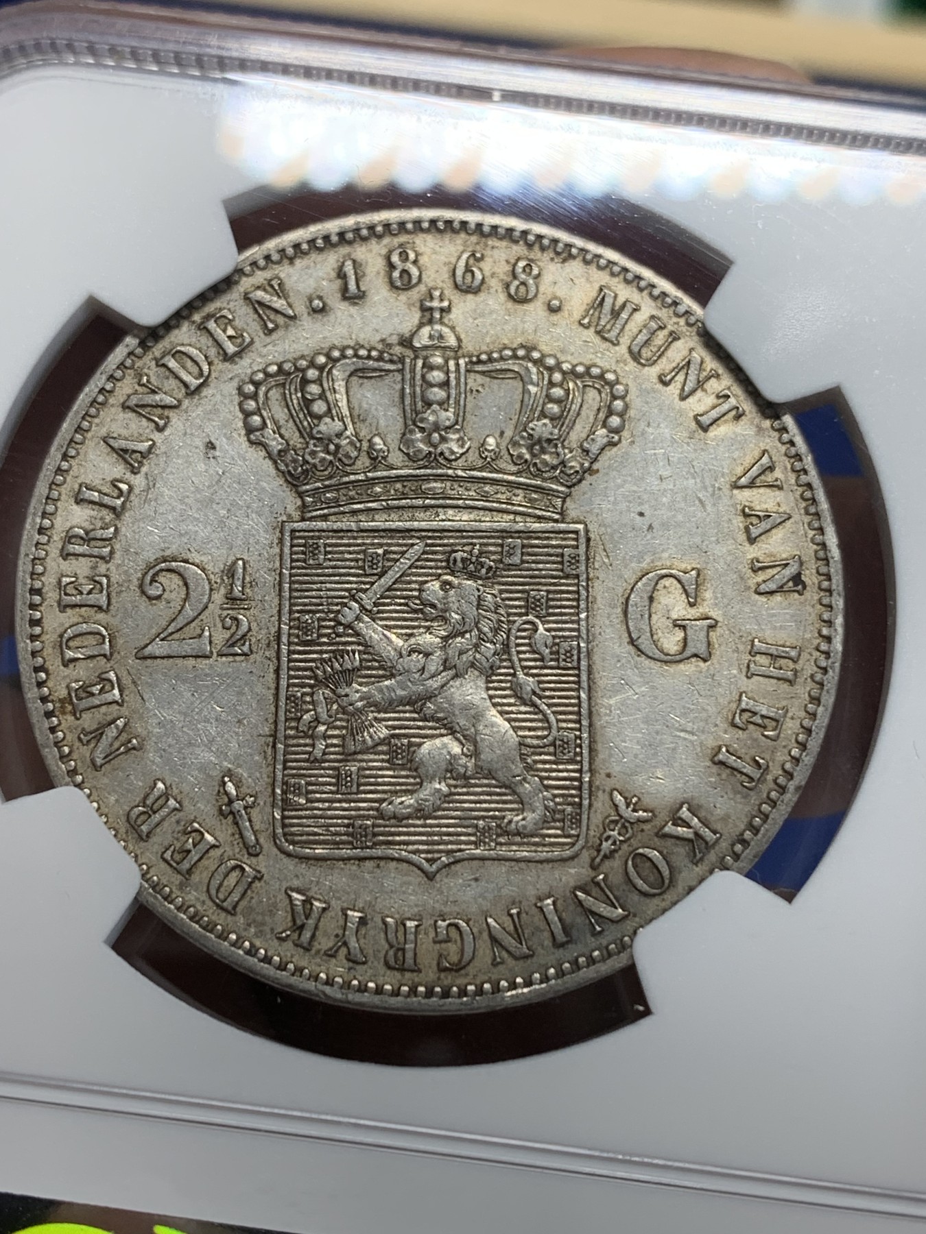 《竞宝斋》第205场-周日，周一 2场 (全场包邮) NGC-AU53 荷兰1868年 威廉三世 2.5盾 大银币 难得出分美品