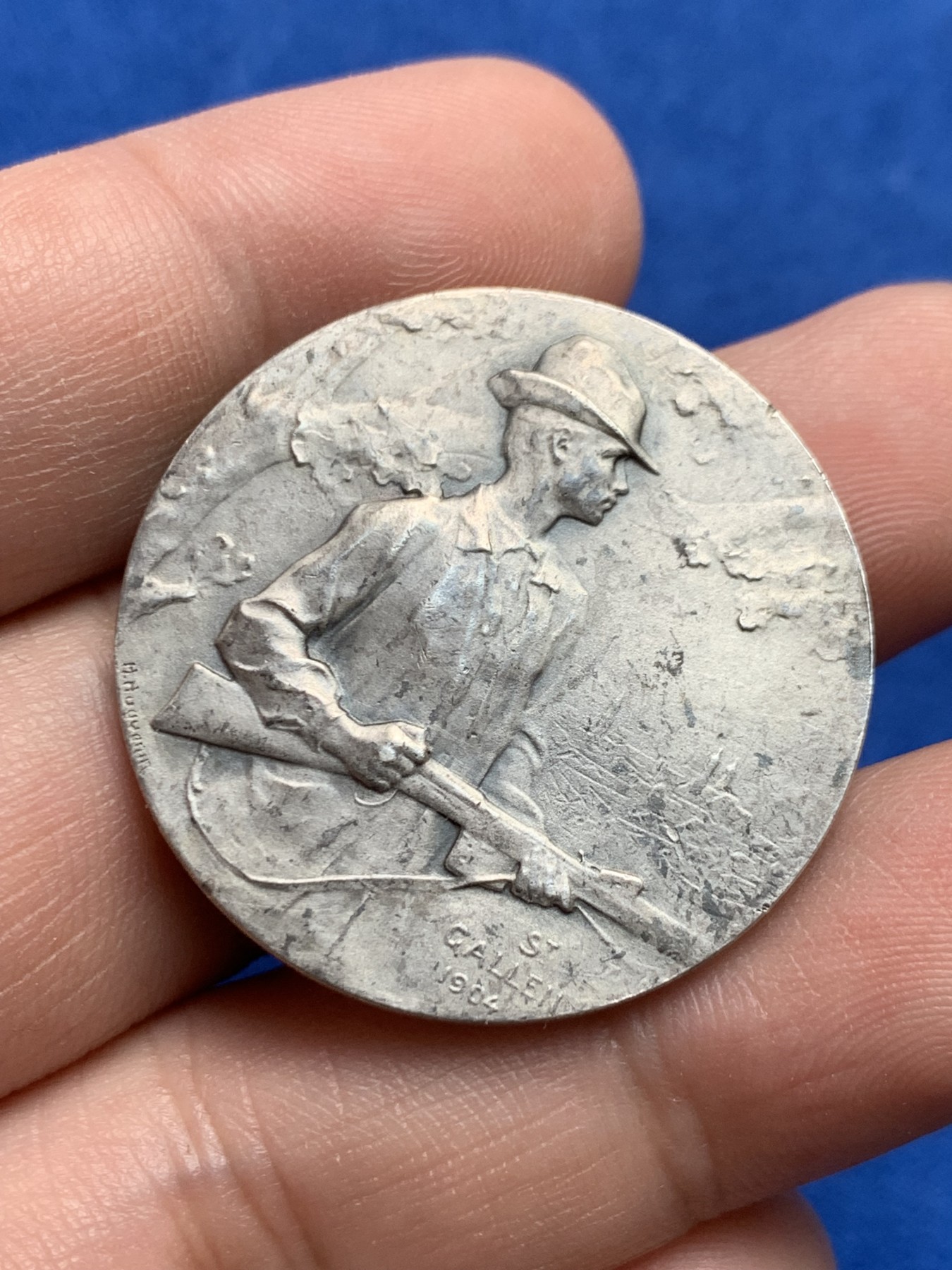 《竞宝斋》第205场-周日，周一 2场 (全场包邮) 瑞士1904年圣加仑射击节银章（稀少）33mm 16g