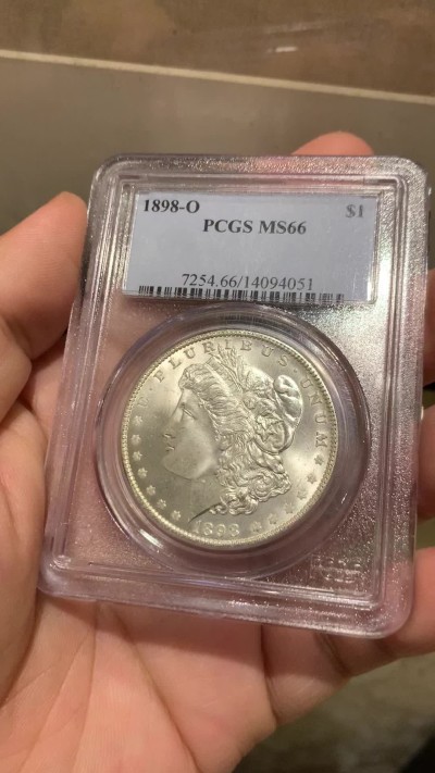 《竞宝斋》第205场-周日，周一 2场 (全场包邮) PCGS-MS66 美国 1898-O 摩根银元 高分好品 早期小白盒 丝绸底板难得