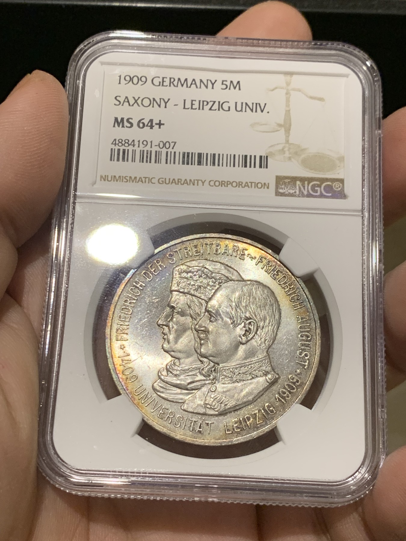 《竞宝斋》第205场-周日，周一 2场 (全场包邮) NGC-MS64+  德国1909年萨克森-莱比锡大学500年纪念币 5马克银币 镜面底板 周围环彩 车轮光明显