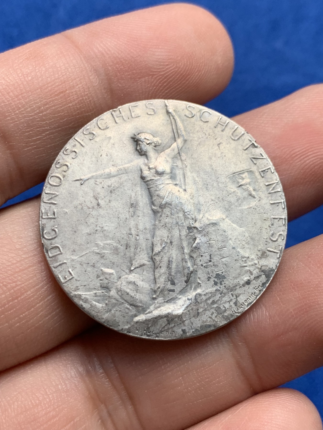 《竞宝斋》第205场-周日，周一 2场 (全场包邮) 瑞士1904年圣加仑射击节银章（稀少）33mm 16g