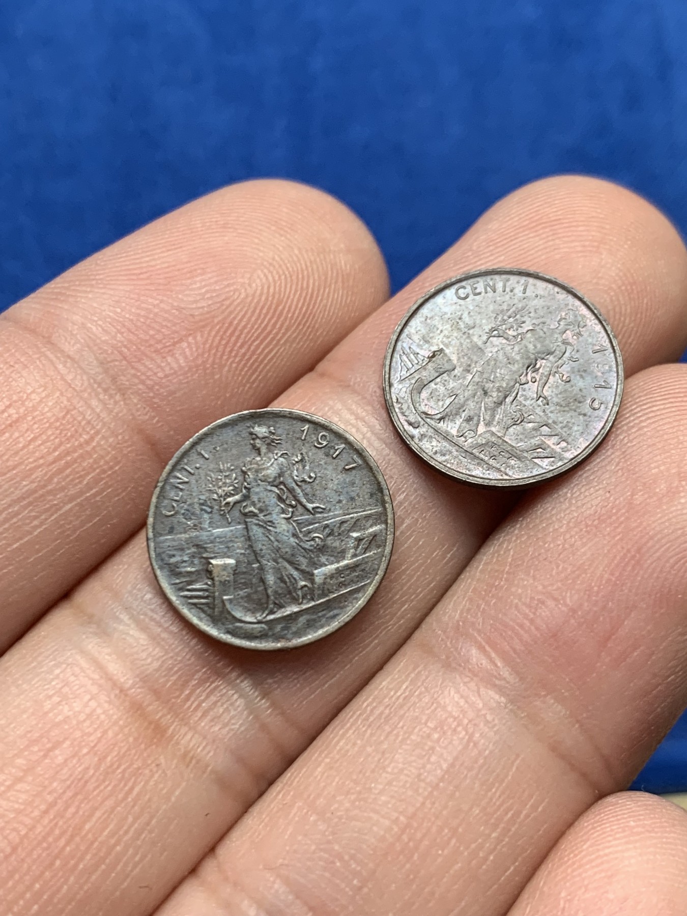 《竞宝斋》第205场-周日，周一 2场 (全场包邮) 意大利 1915,1917 拿花 1分铜币 2枚一组