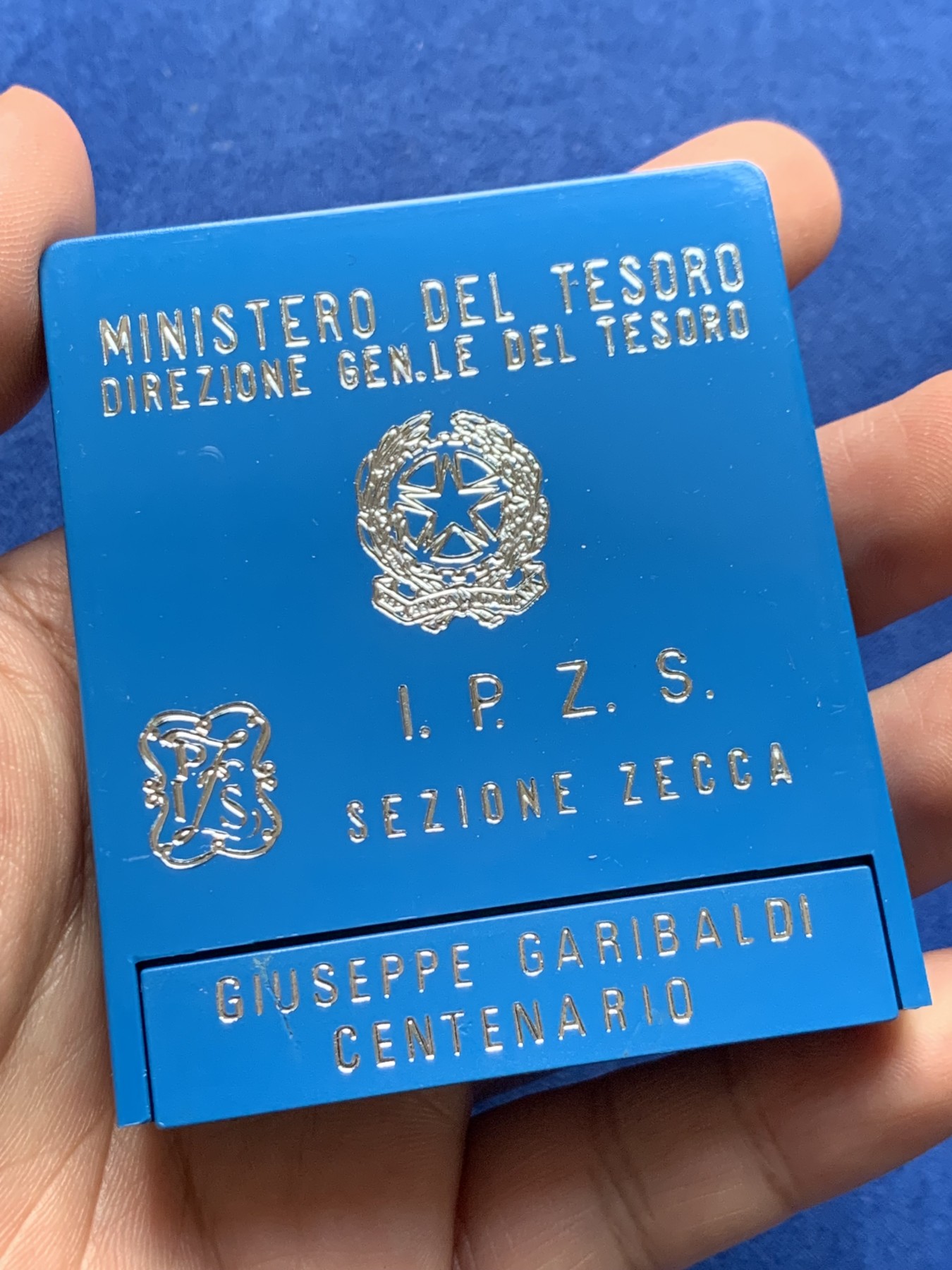 《竞宝斋》第205场-周日，周一 2场 (全场包邮) 盒装 1982年意大利副首相朱塞佩•加里波第逝世100周年纪念 全新500里拉银币