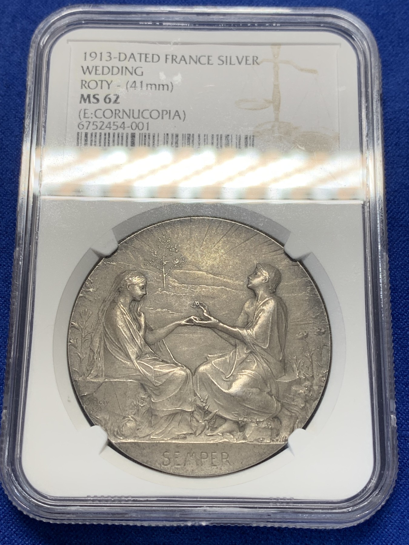 《竞宝斋》第205场-周日，周一 2场 (全场包邮) NGC-MS62 法国1913年结婚银章，罗蒂经典作品“永恒的爱”，很少见的背面未刻字使用，状态极佳，非常适合结婚送礼个人收藏