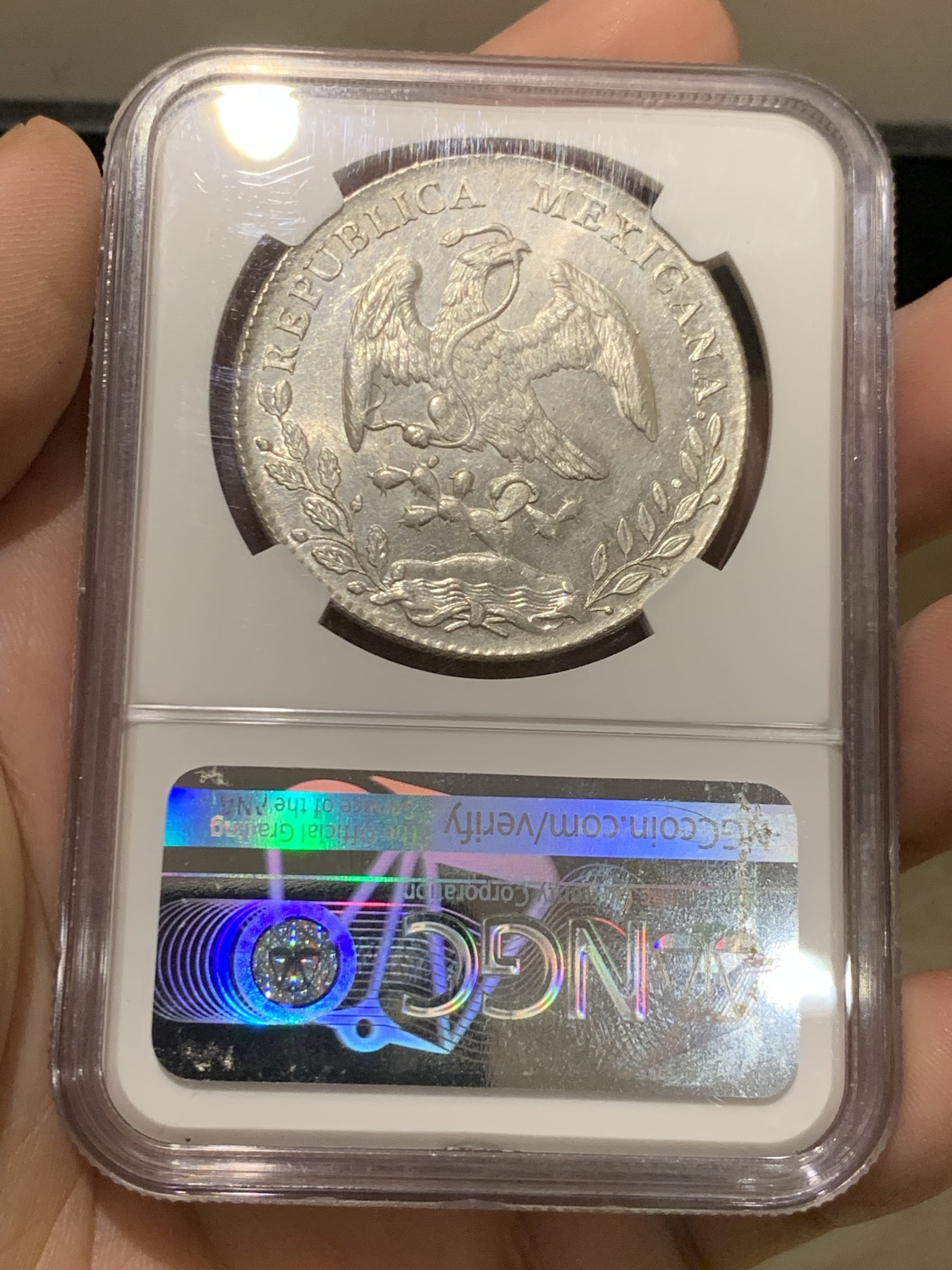 《竞宝斋》第205场-周日，周一 2场 (全场包邮) NGC-MS63 墨西哥1894年MO AM版 花边鹰洋8R 品相好