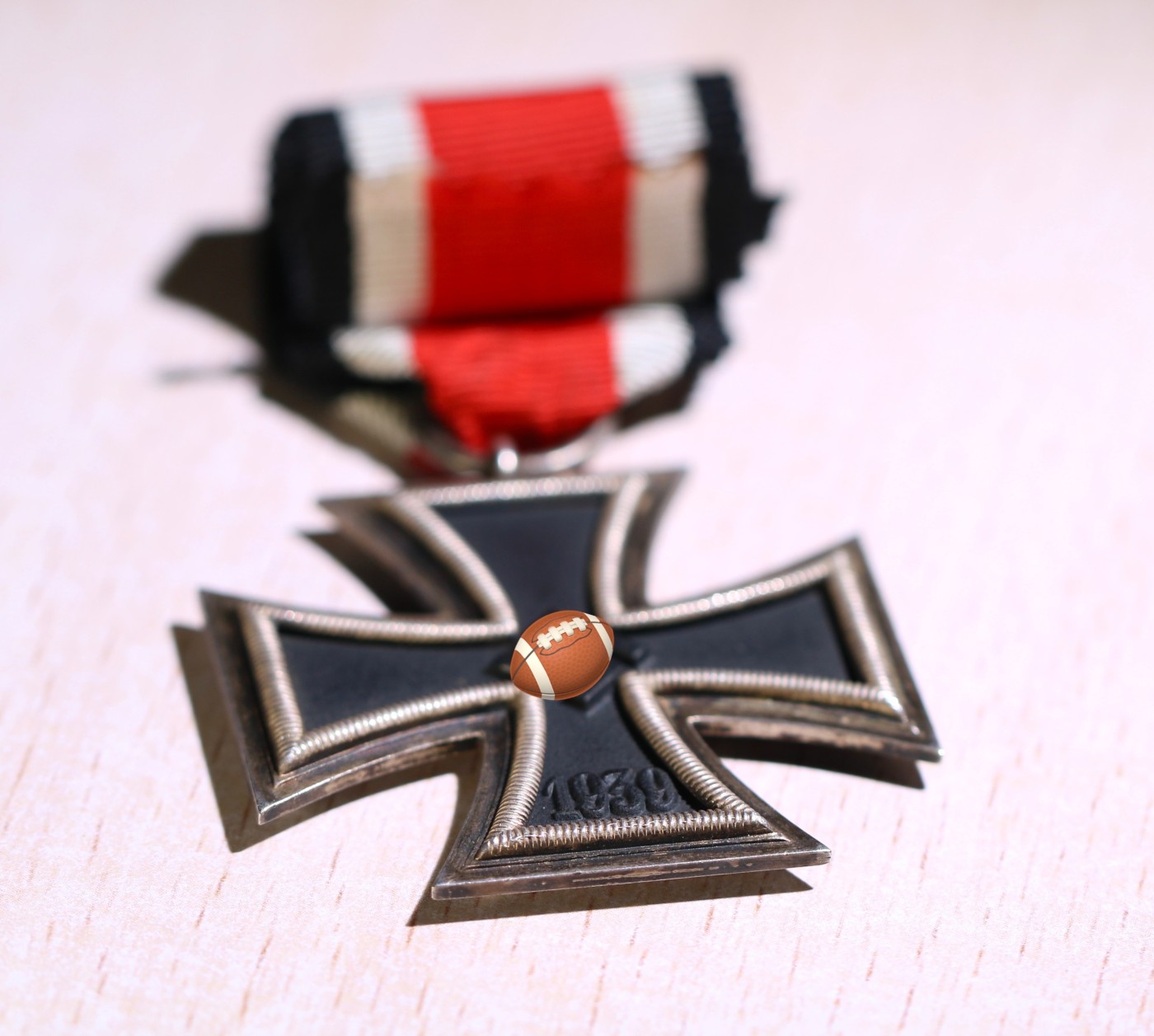 大猫徽章拍卖第234期  二铁无厂标 状态好