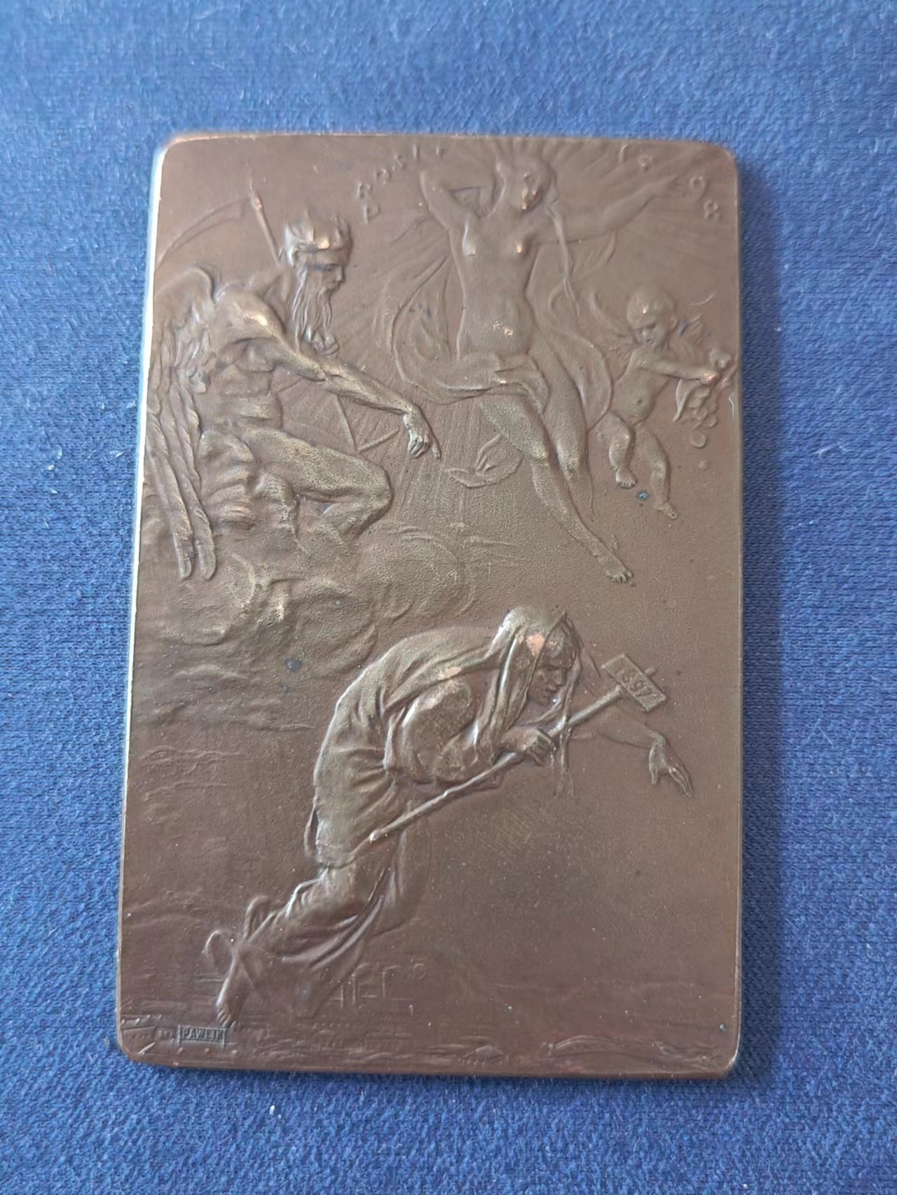 欧洲章牌美女章专场第十七期 奥地利铜章，58x37mm