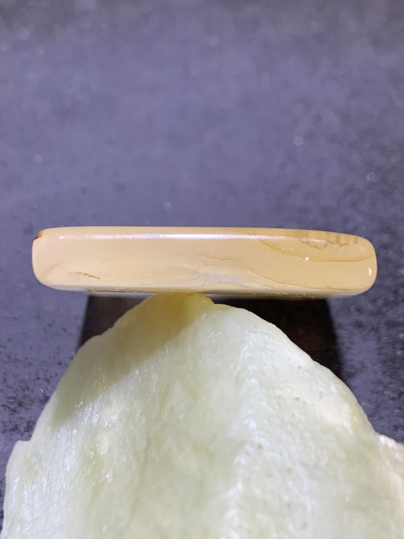 精美高玉化海洋玉髓手工俏色巧雕西出东土，一心求佛意境牌子一个