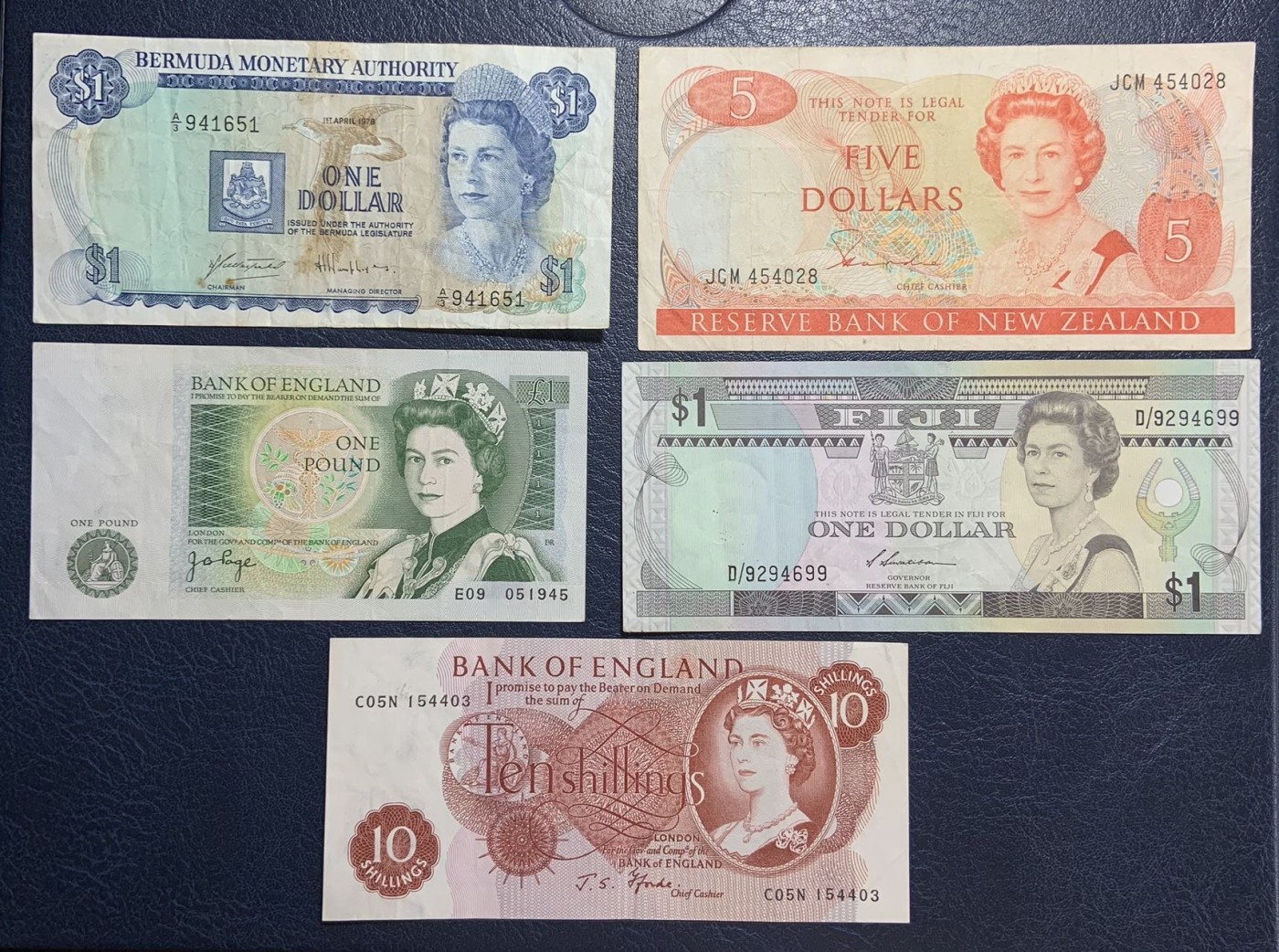 收藏联盟Quantum Auction 第296期拍卖  加拿大，英国，百慕大，巴哈马和斐济女王纸币9张 品相如图