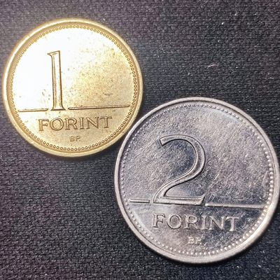 231011 - 匈牙利1.2硬币2枚，年份随机