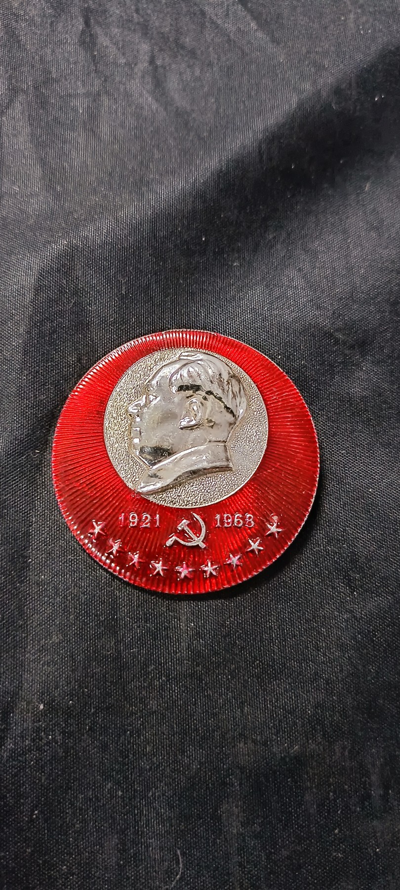 天字一号精品书章拍卖！ 1921-1968gcd成立纪念章。精美党徽