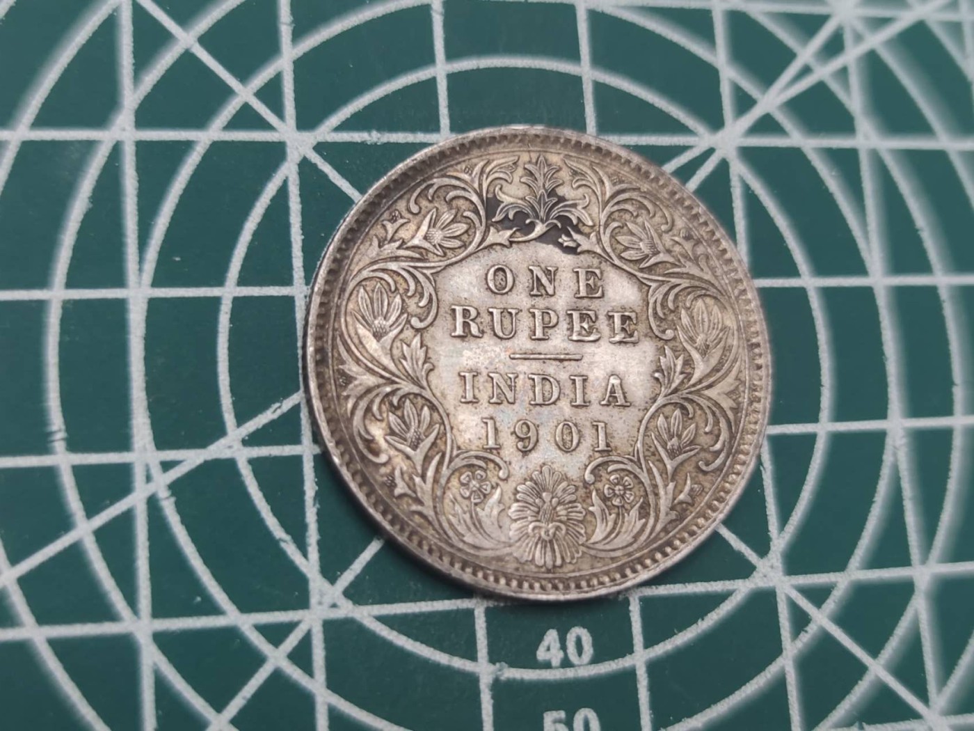 燕姐换藏第62拍 英属印度1901年维多利亚一卢比银币