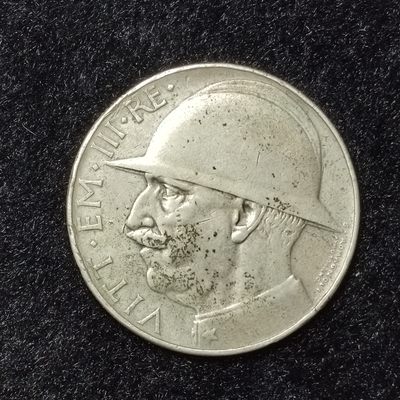 巴斯克收藏第180期 银币专场 10月24/25/26号三场连拍 全场包邮 - 意大利 维托里奥·埃马努埃莱三世 1928年 20里拉纪念银币 第一次世界大战结束10周年 银 (.600)