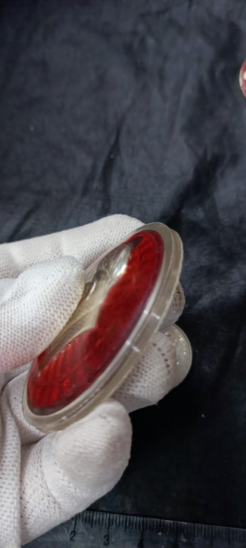 天字一号精品书章拍卖！ 超厚有机材质毛主席像章