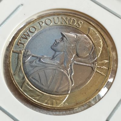 英国 2015年 2镑纪念币 品相如图 邮费自理 - 英国 2015年 2镑纪念币 品相如图 邮费自理