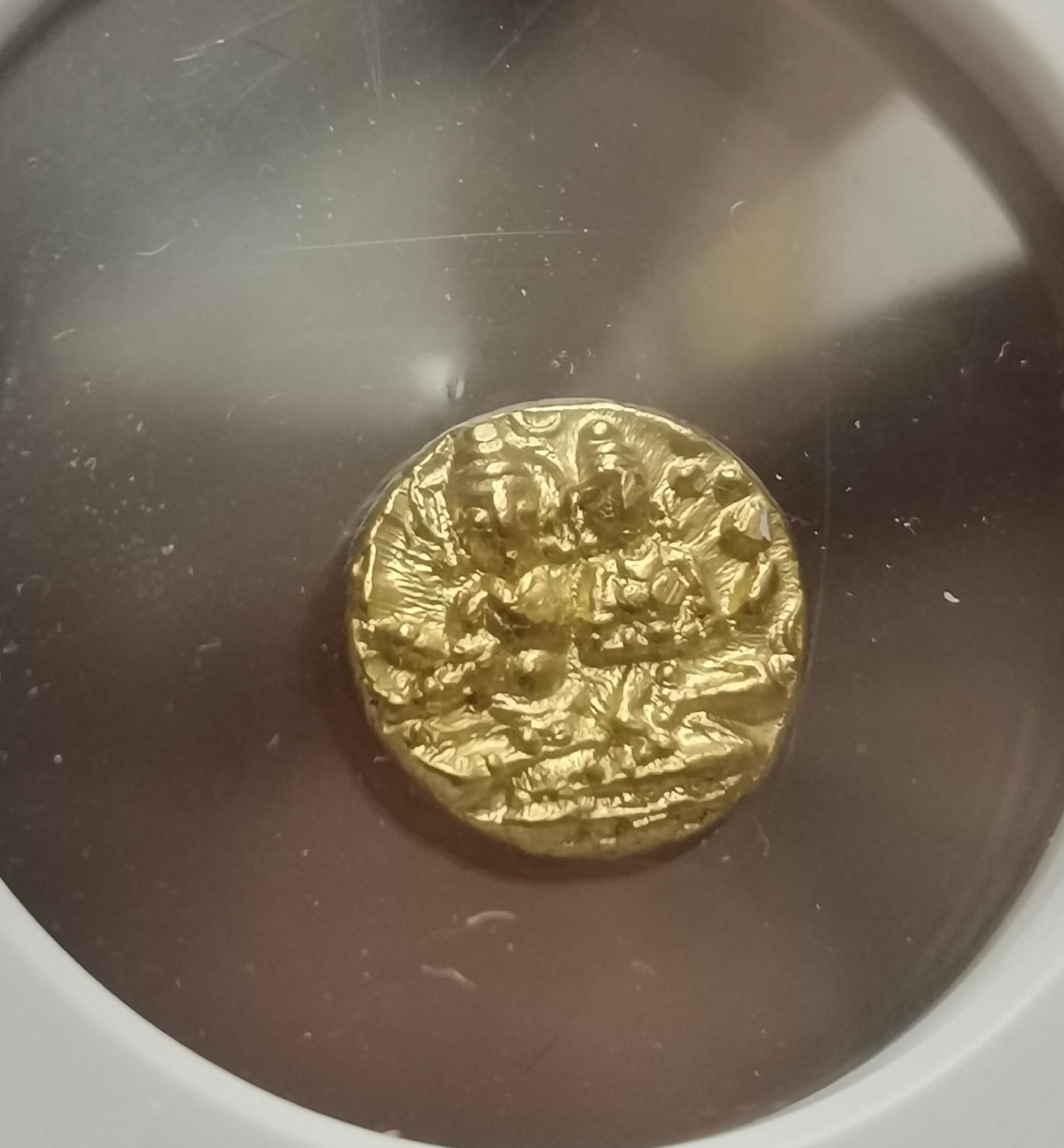 瓶子🏺第113期拍卖会 古印度迈索尔邦湿婆神与雪山女神金币 公元1377-1404年（早期）印度迈索尔邦发行 1/2帕戈达金币 NGC MS64