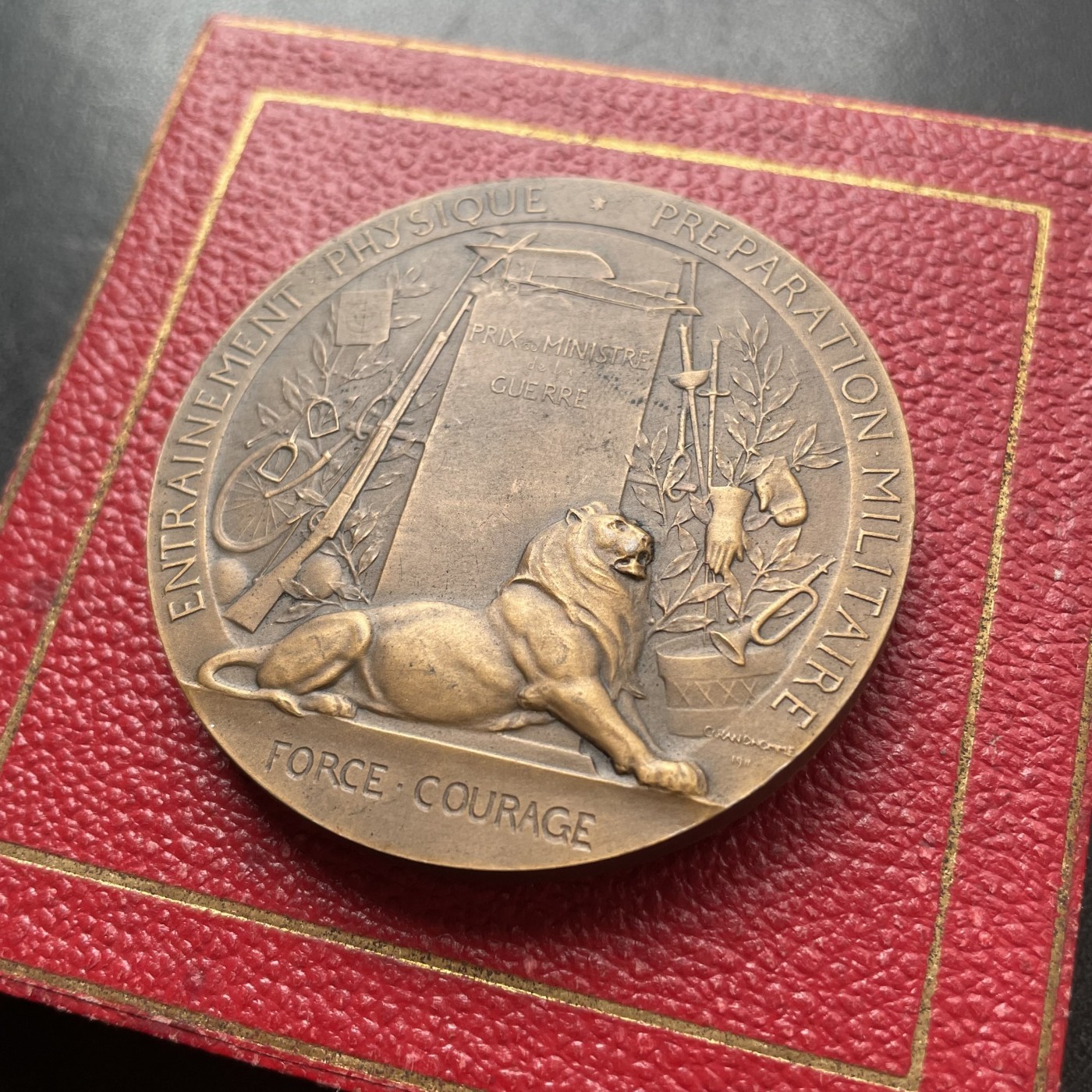 「木头集藏」章牌专场-第32期 G. Prud'homme～法国一战战备原盒铜章 直径：50mm