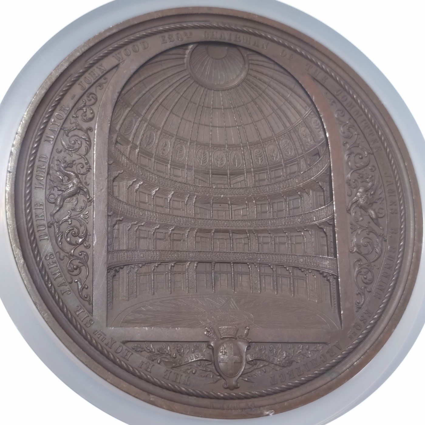 博洋堂世界钱币拍卖第047期（全场包邮） 金融城6号作品建筑三杰之一 ，伦敦金融城煤炭交易所开张，wyon作品，89mm超大尺寸，发行量仅350枚，NGC MS63