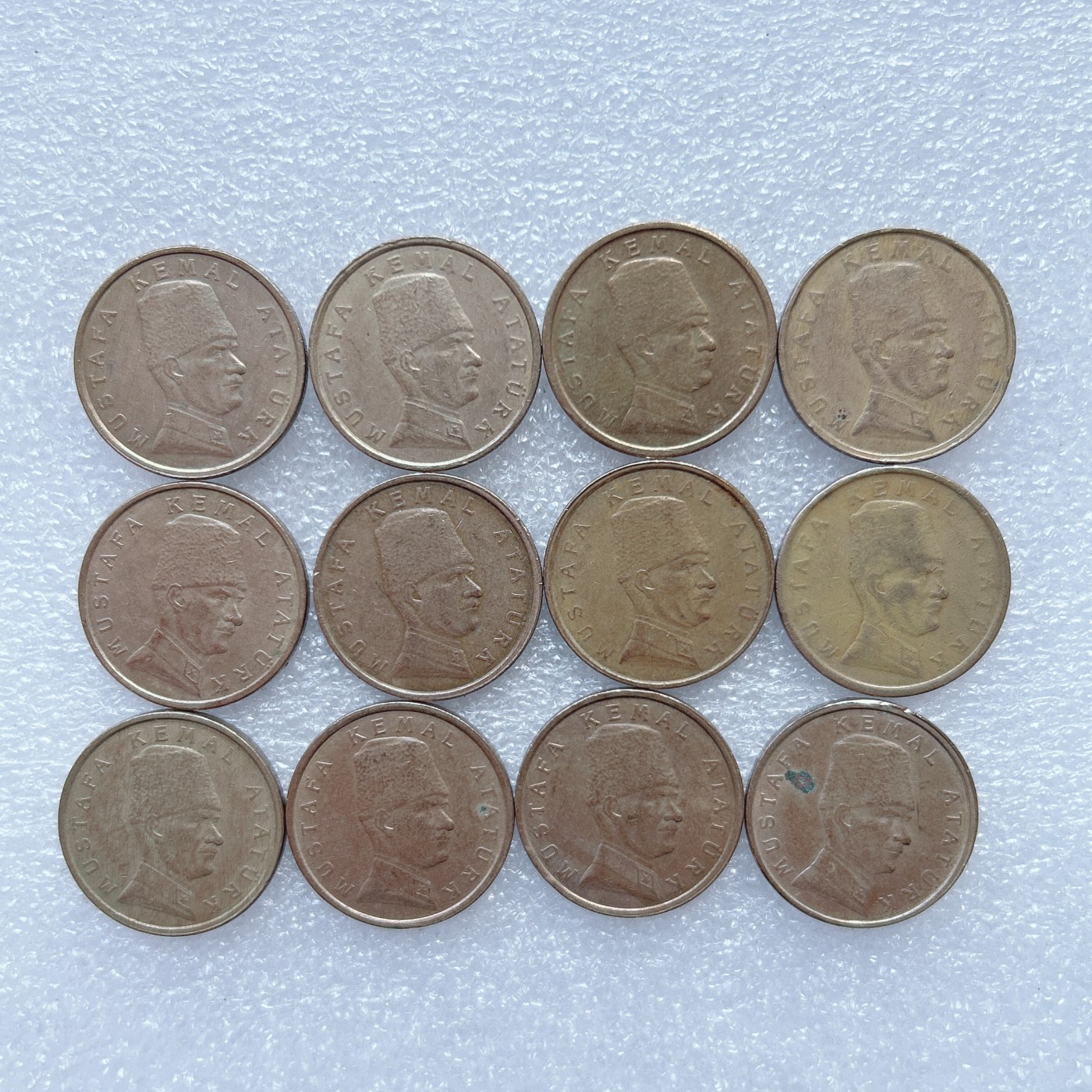 海外回流1元起拍小铺 各国钱币散币场 第1期 土耳其10万里拉铜币