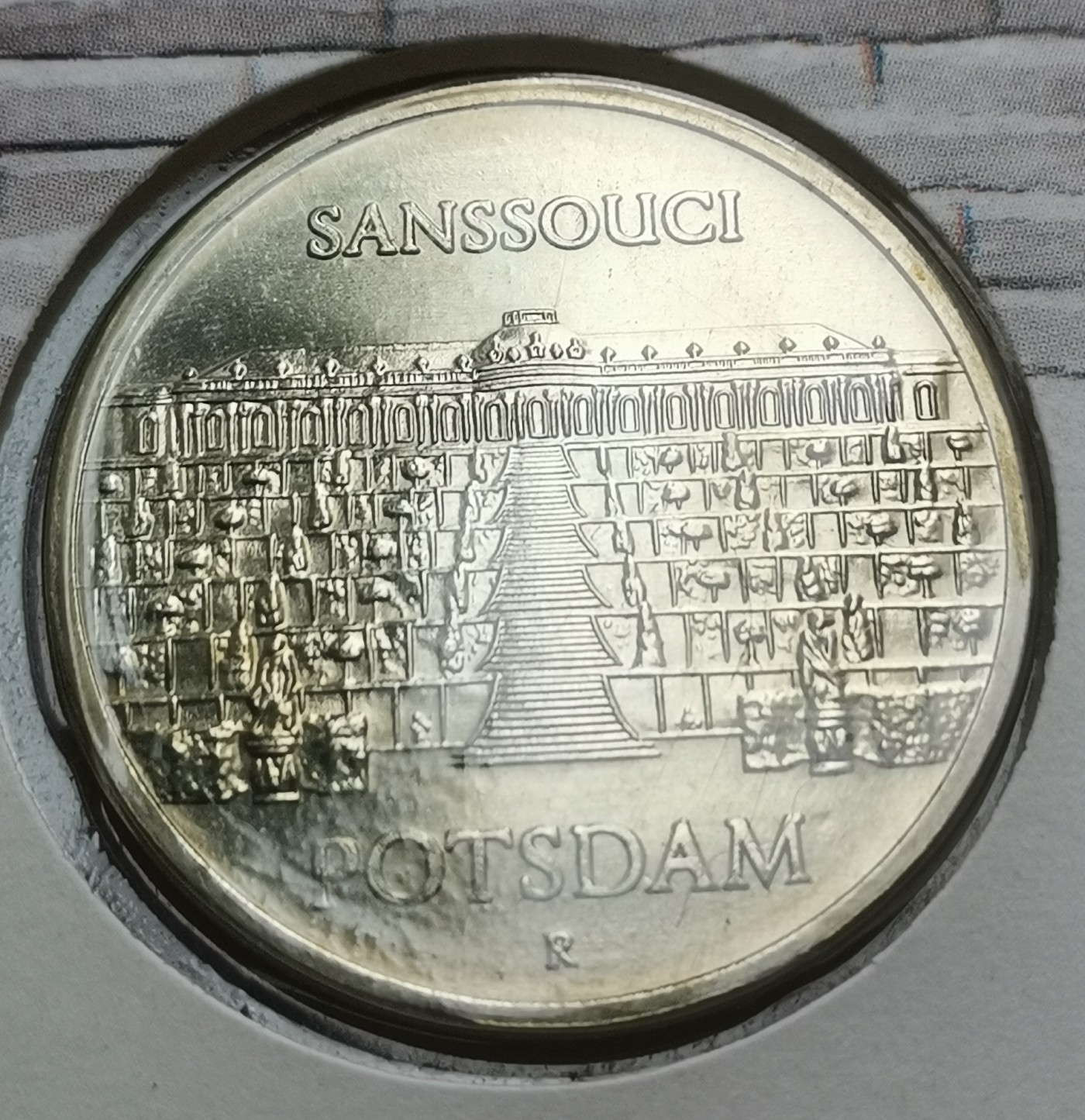 瓶子🏺第113期拍卖会  东德民主德国1986年5马克波茨坦无忧宫纪念币镍币 原封