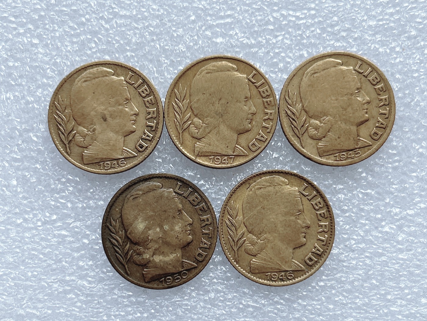 海外回流1元起拍小铺 各国钱币散币场 第1期 阿根廷20分奶牛版