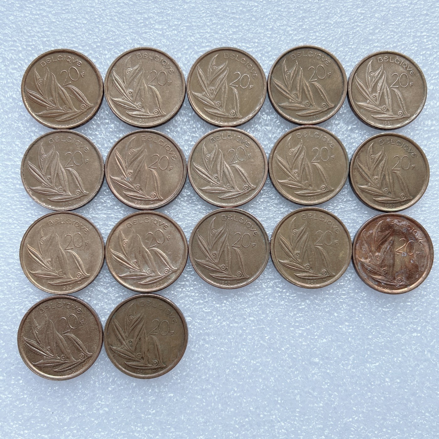 海外回流1元起拍小铺 各国钱币散币场 第1期 比利时20法郎 博杜安一世 铜币17枚
