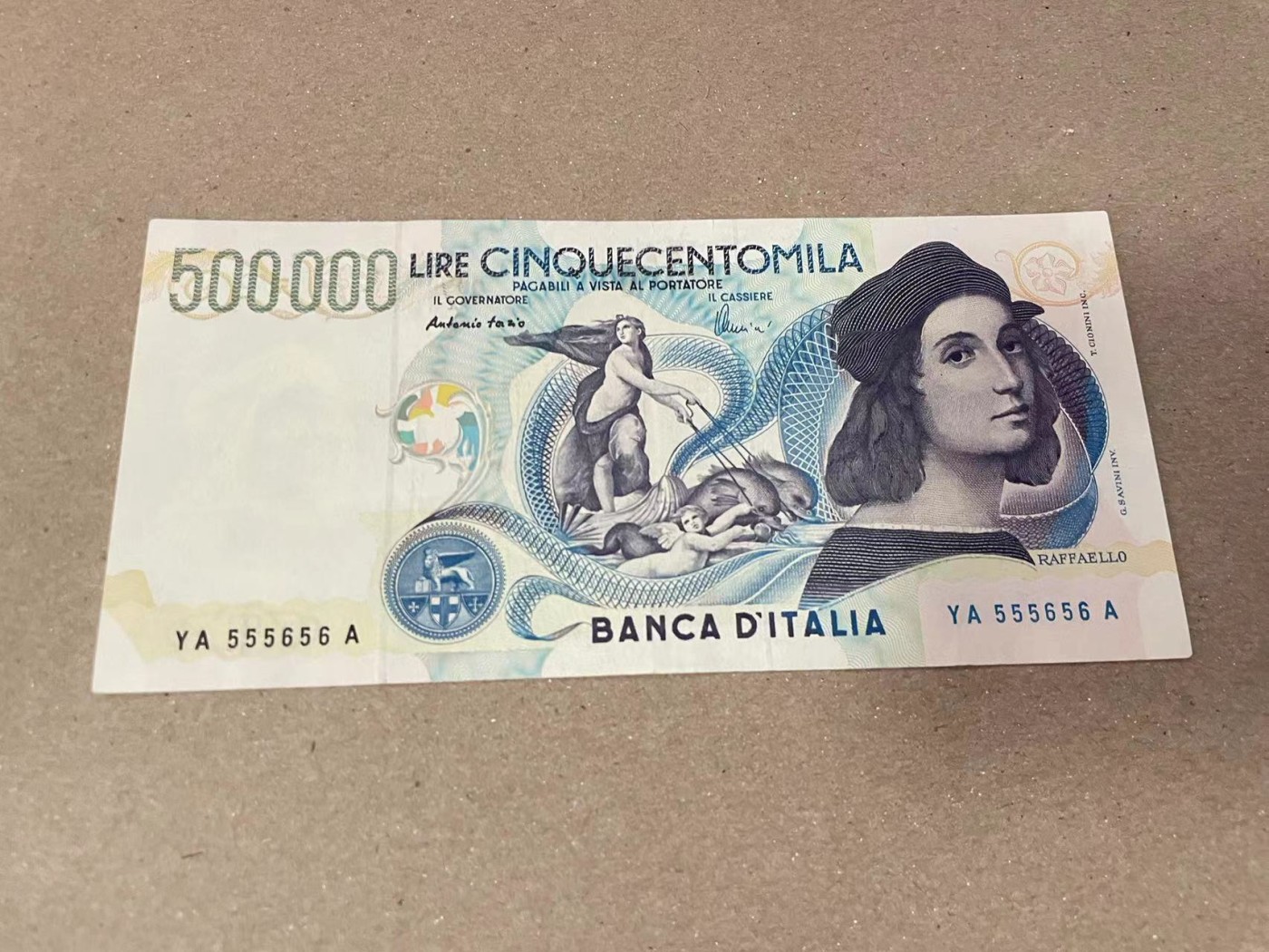 【Blue Auction】✨世界纸币精拍第380期【精】 【555656数二靓号】意大利 1997年50万里拉 拉斐尔 XF-AU品相 