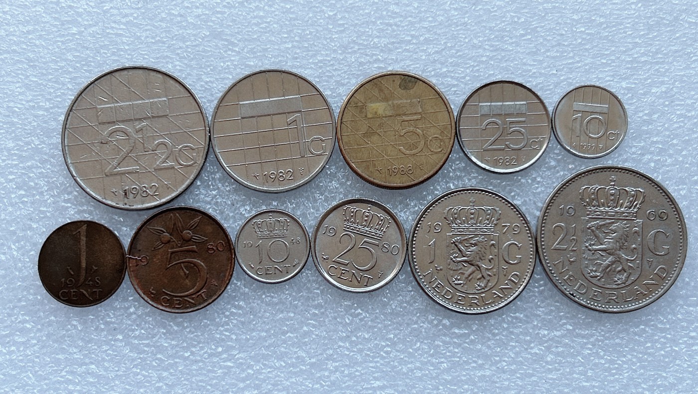 海外回流1元起拍小铺 各国钱币散币场 第1期 荷兰 两套不同版