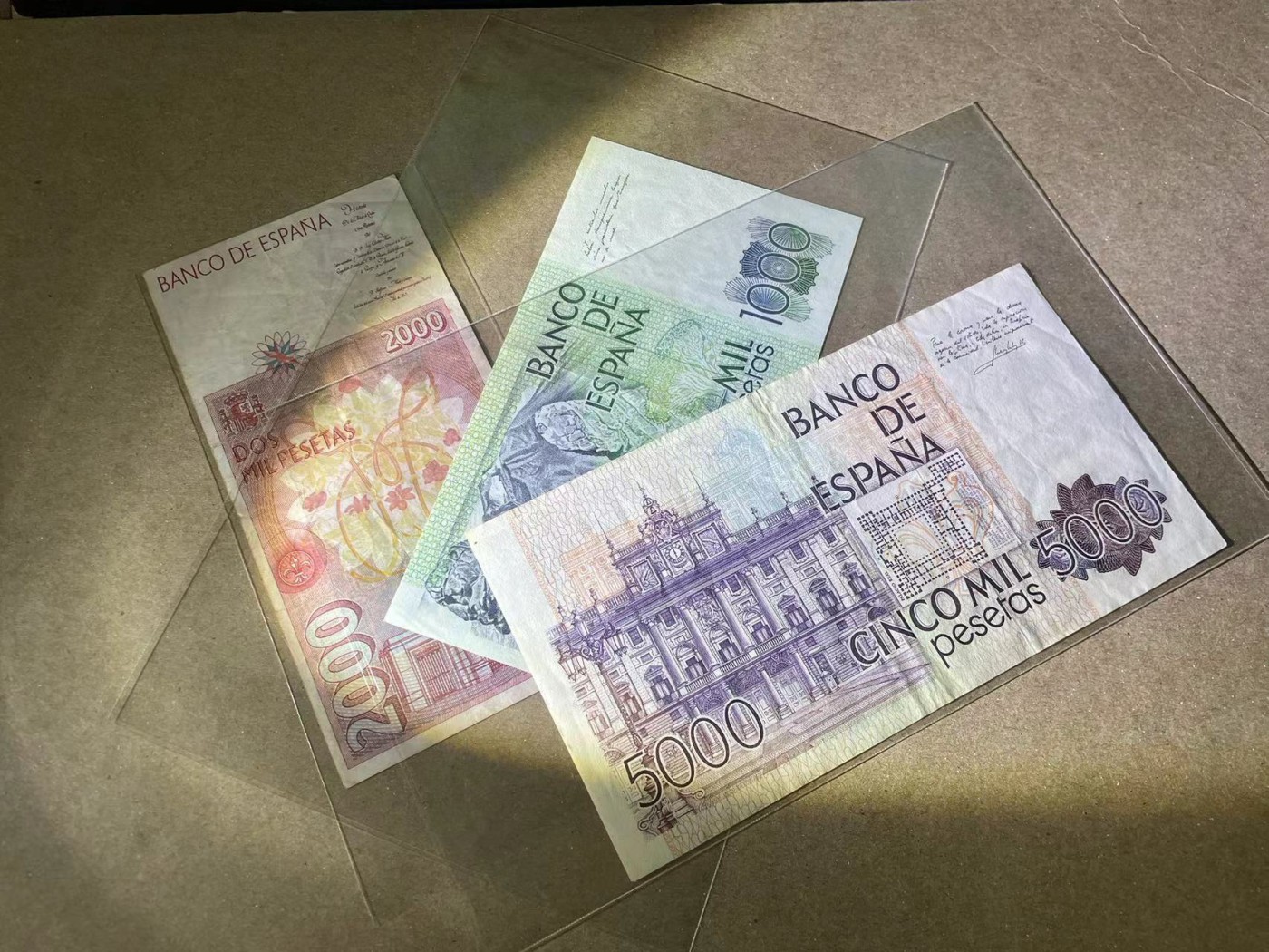 【Blue Auction】✨世界纸币精拍第380期【精】 【一组3张】西班牙 1979-1992年1000-2000-5000比塞塔 品相如图