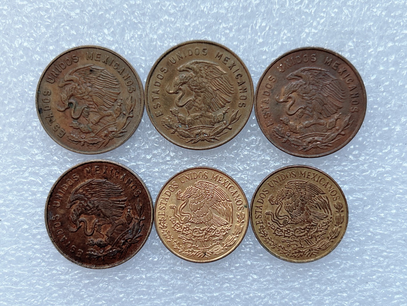 海外回流1元起拍小铺 各国钱币散币场 第1期 墨西哥 5分铜币大小版 鹰图凹凸版不同样