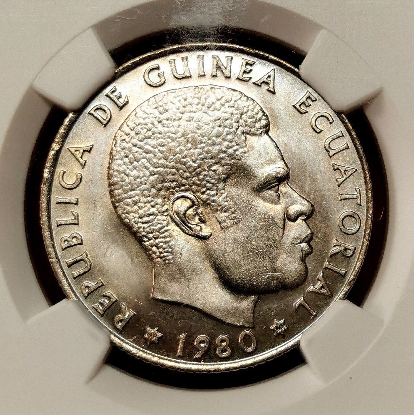 凡希社世界钱币微拍第二百五十期 1980赤道几内亚50Bip NGC-MS65