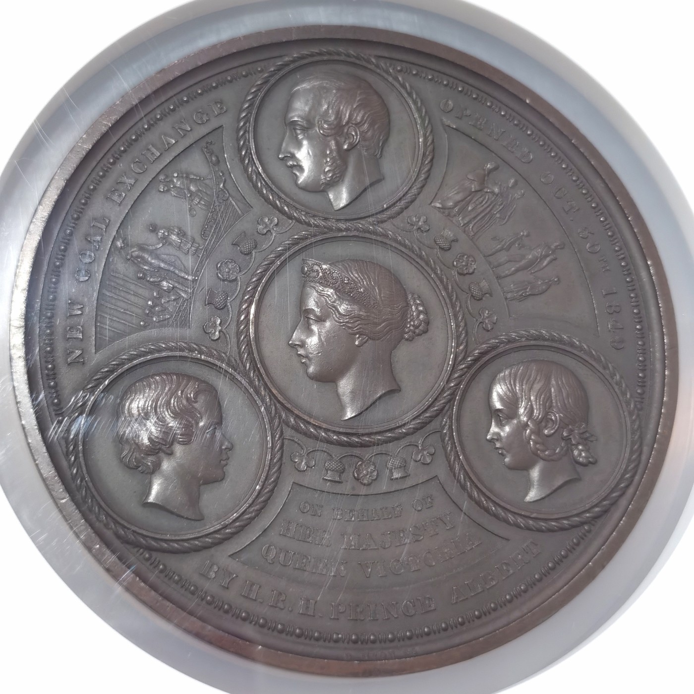 博洋堂世界钱币拍卖第047期（全场包邮） 金融城6号作品建筑三杰之一 ，伦敦金融城煤炭交易所开张，wyon作品，89mm超大尺寸，发行量仅350枚，NGC MS63