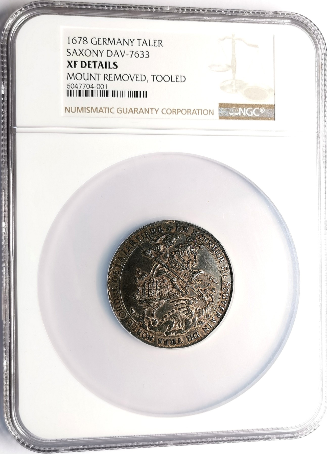 凡希社世界钱币微拍第二百五十期 荐！1678萨克森重装武士屠龙泰勒大银PCGS-XFD 48mm 细节深打黑彩币面无瑕疵！