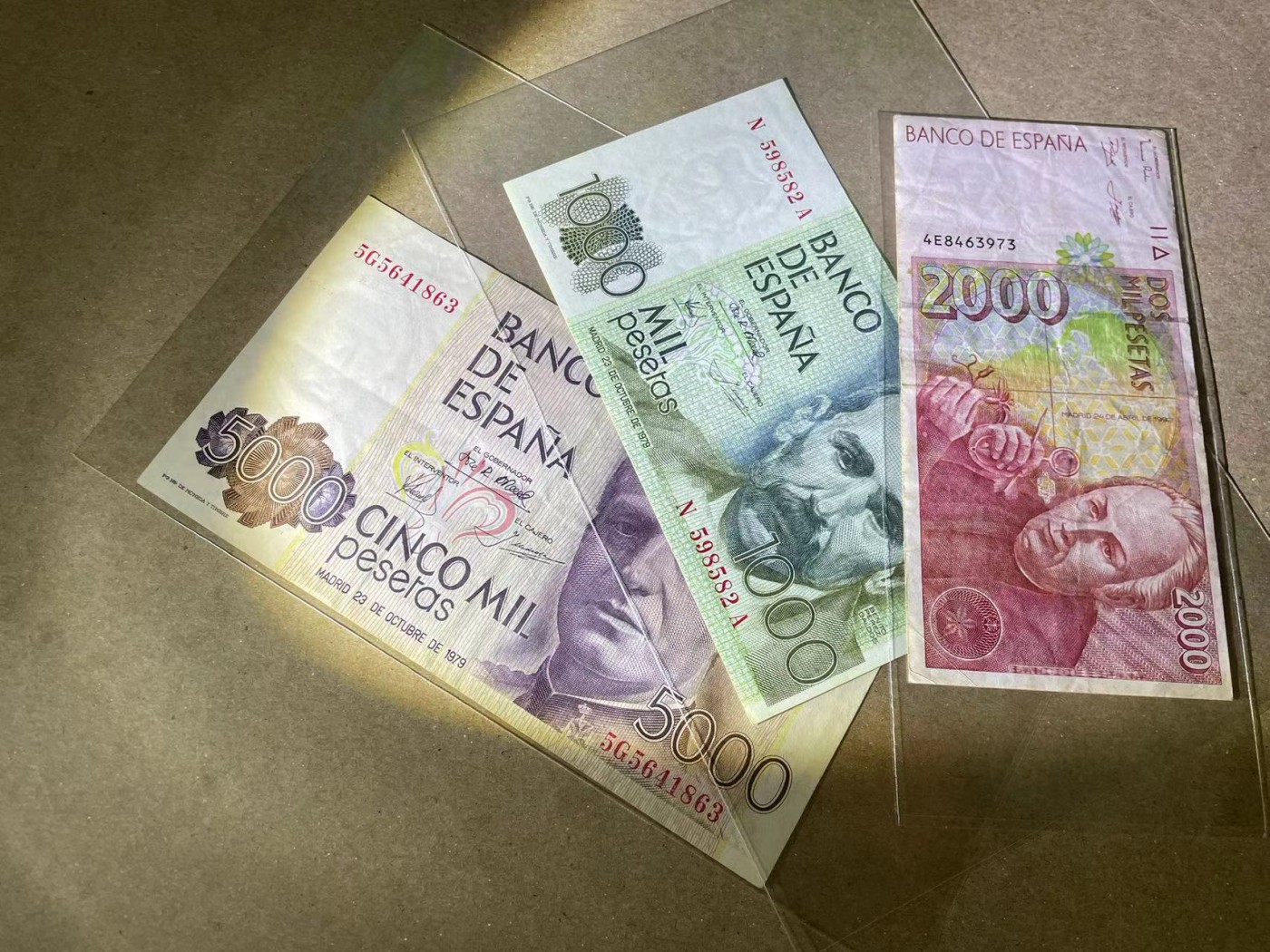 【Blue Auction】✨世界纸币精拍第380期【精】 【一组3张】西班牙 1979-1992年1000-2000-5000比塞塔 品相如图