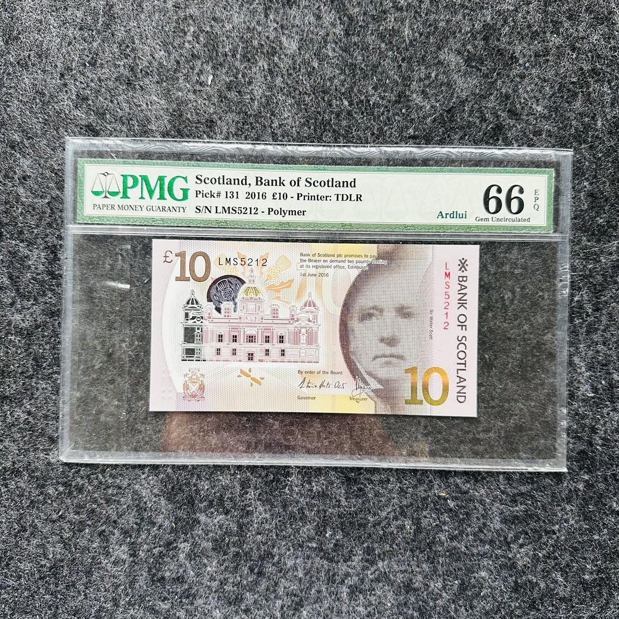 苏格兰银行2017年10镑塑料钞，慈善纪念钞，LMS特殊冠（仅发行18册）俗称火车，PMG66