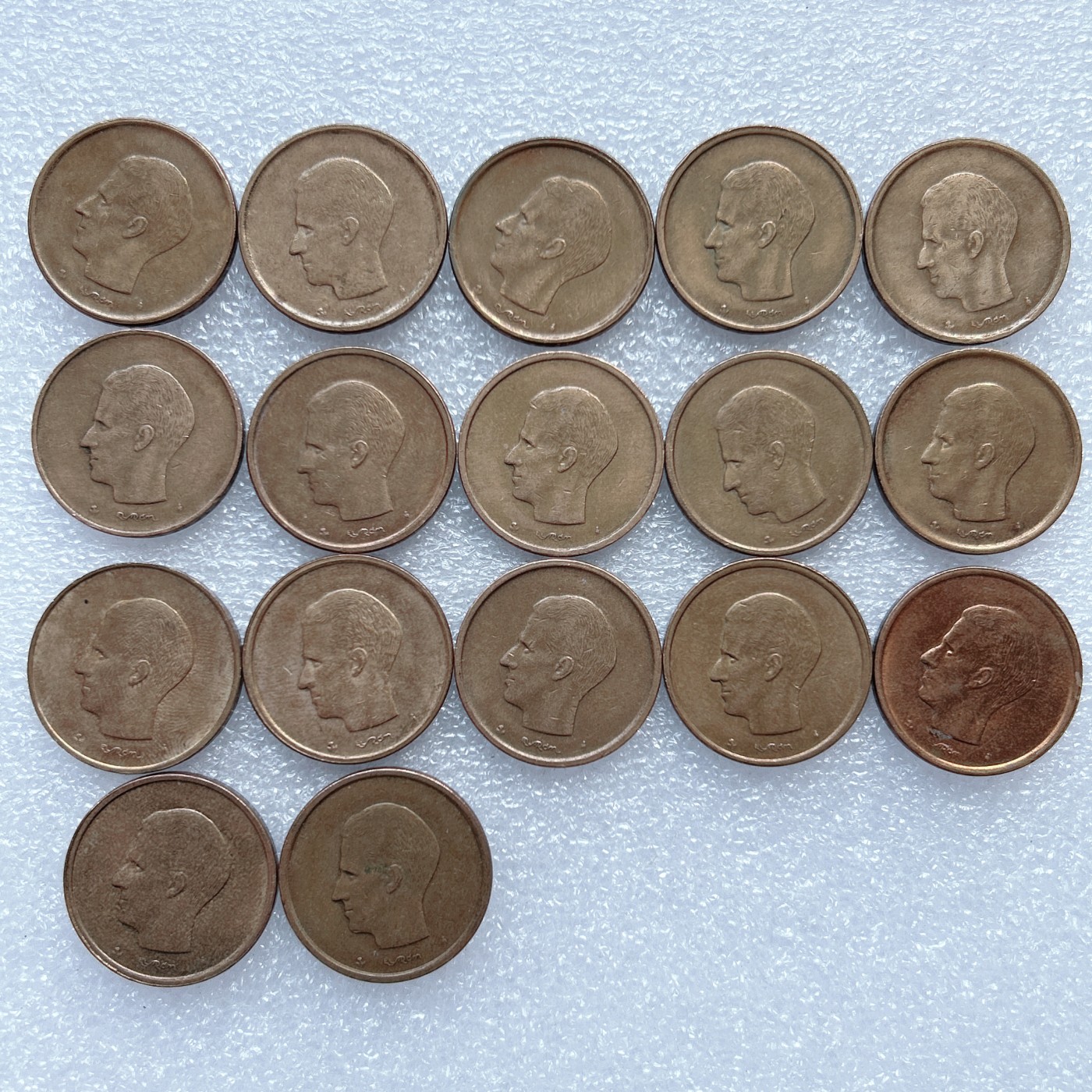 海外回流1元起拍小铺 各国钱币散币场 第1期 比利时20法郎 博杜安一世 铜币17枚