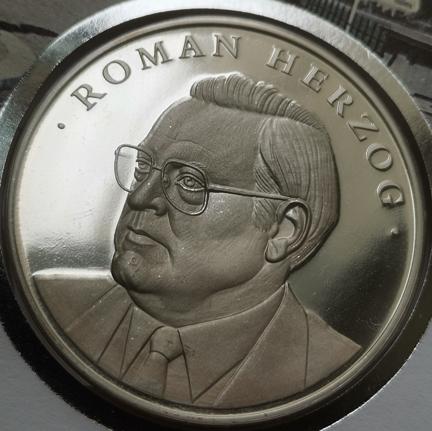 瓶子🏺第113期拍卖会  柏林大学纪念精制  原封