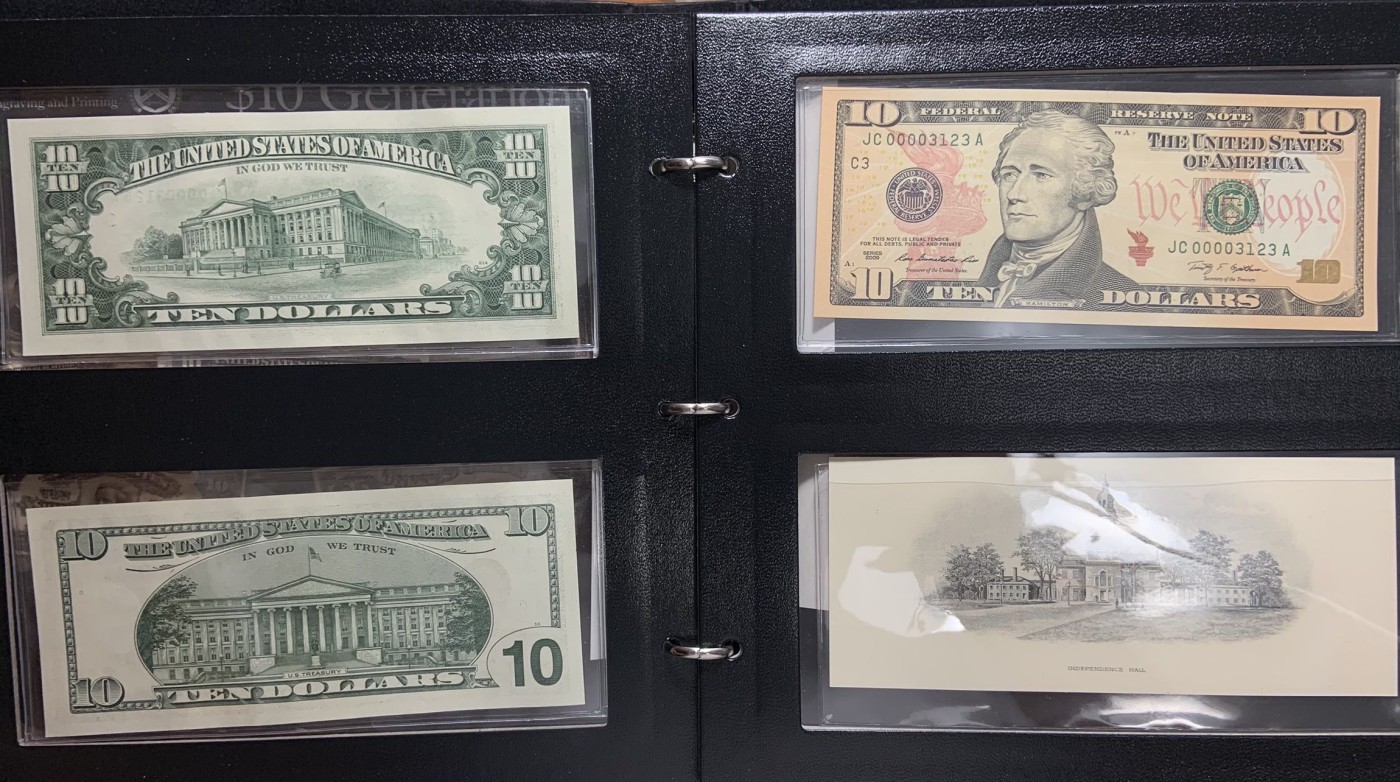 收藏联盟Quantum Auction 第296期拍卖  美国3个版本10美元全同千位号纪念册 品相全新UNC 号码无4  包装纸盒有点旧 