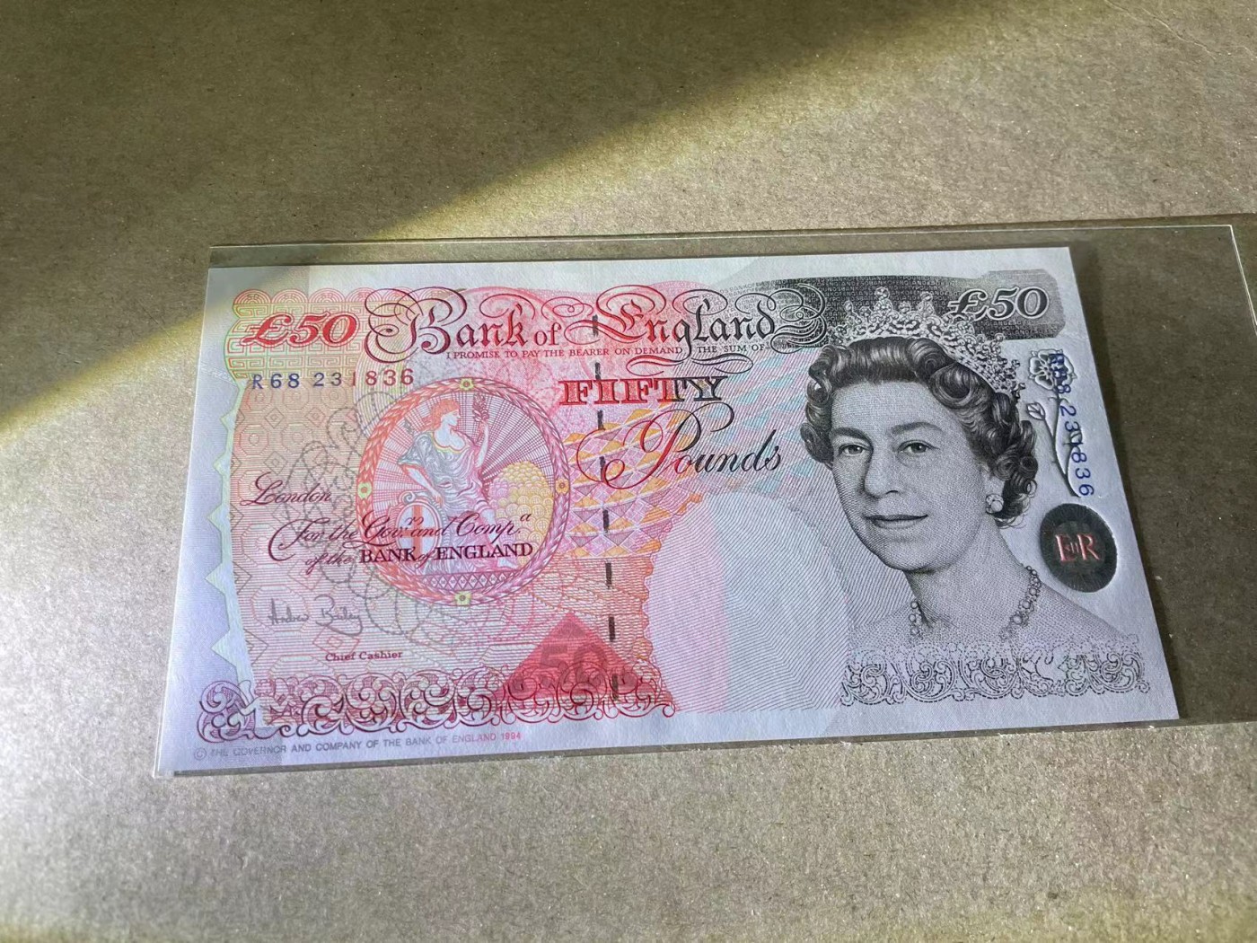 【Blue Auction】✨世界纸币精拍第380期【精】 英国 1994年50镑 UNC- 荧光斑