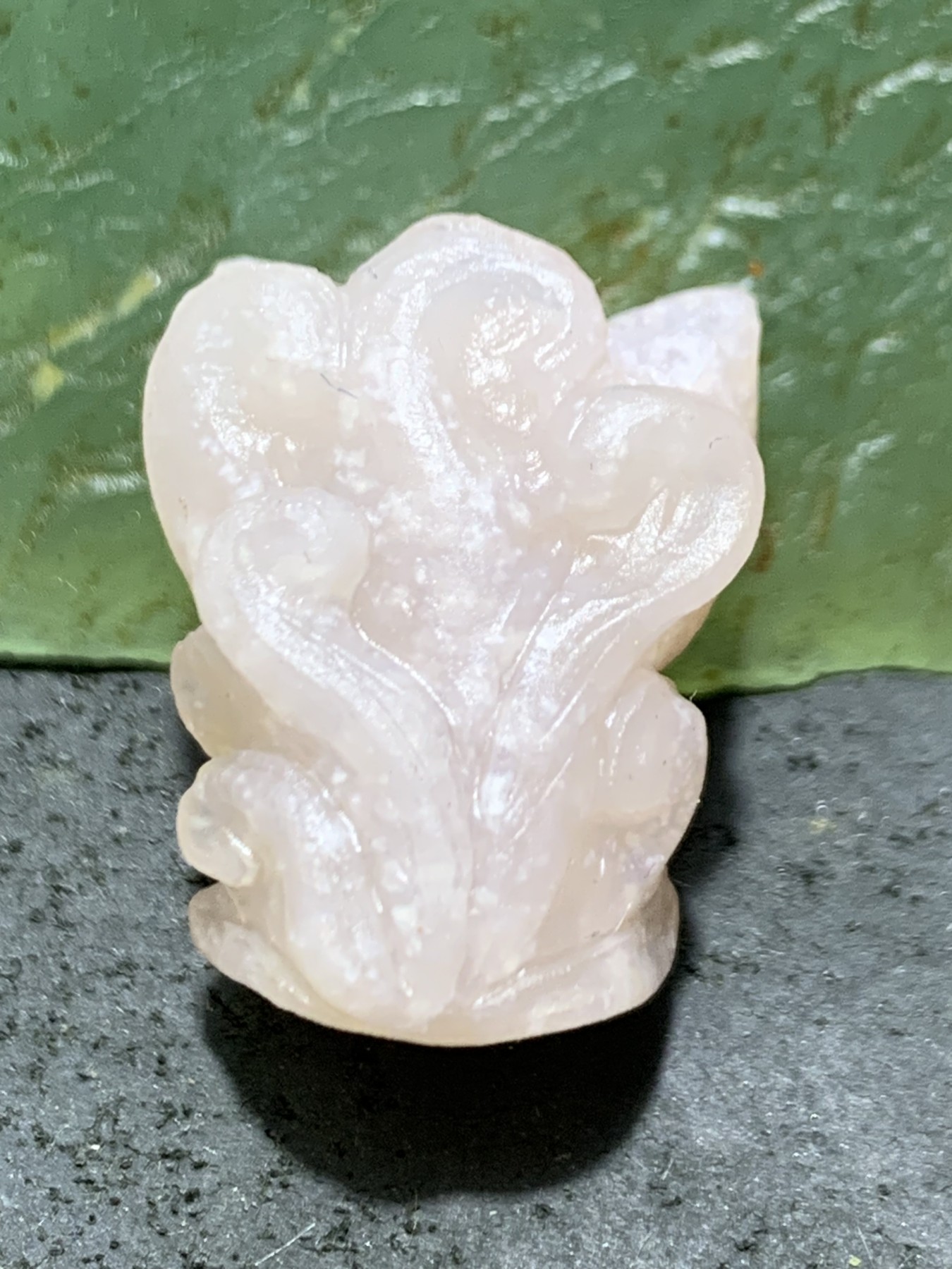 放福利！精美天然阿拉善玛瑙手工雕刻九尾灵狐珠子（吊坠）一颗，