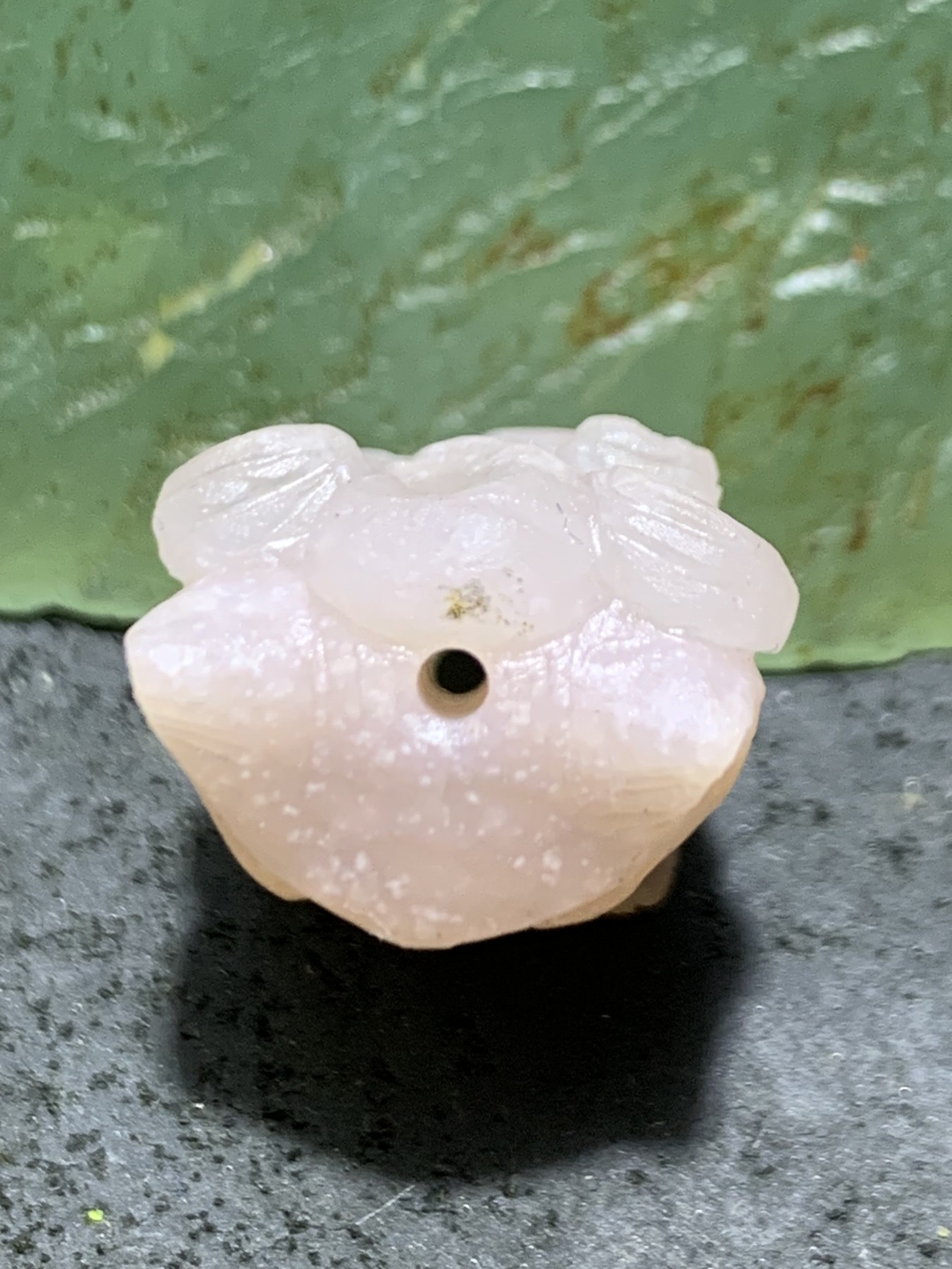 放福利！精美天然阿拉善玛瑙手工雕刻九尾灵狐珠子（吊坠）一颗，