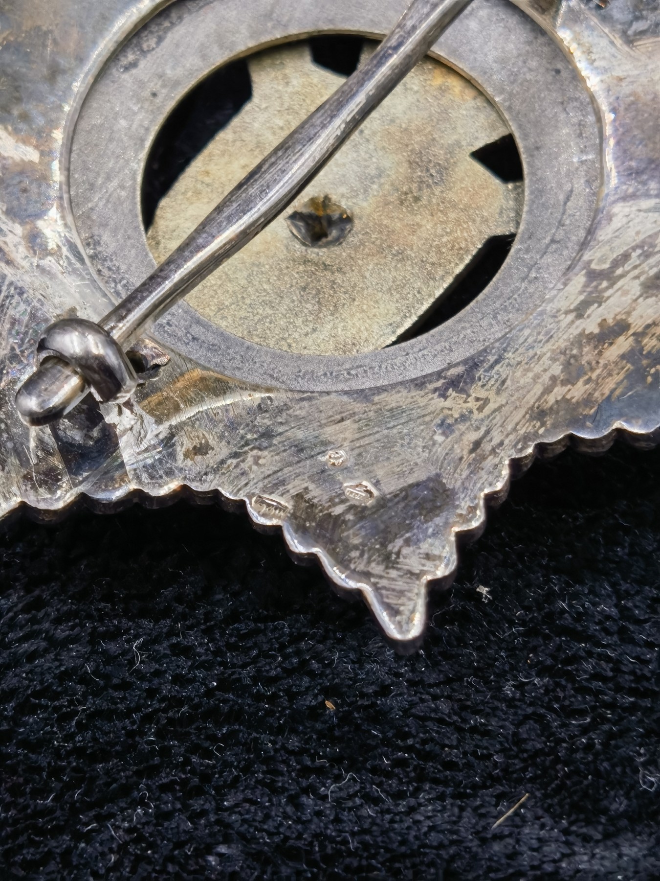 0押金拍卖 全场0起 大陆勋赏俱乐部第七期拍卖 南斯拉夫早期五火炬三级军事功勋（带三个银标）