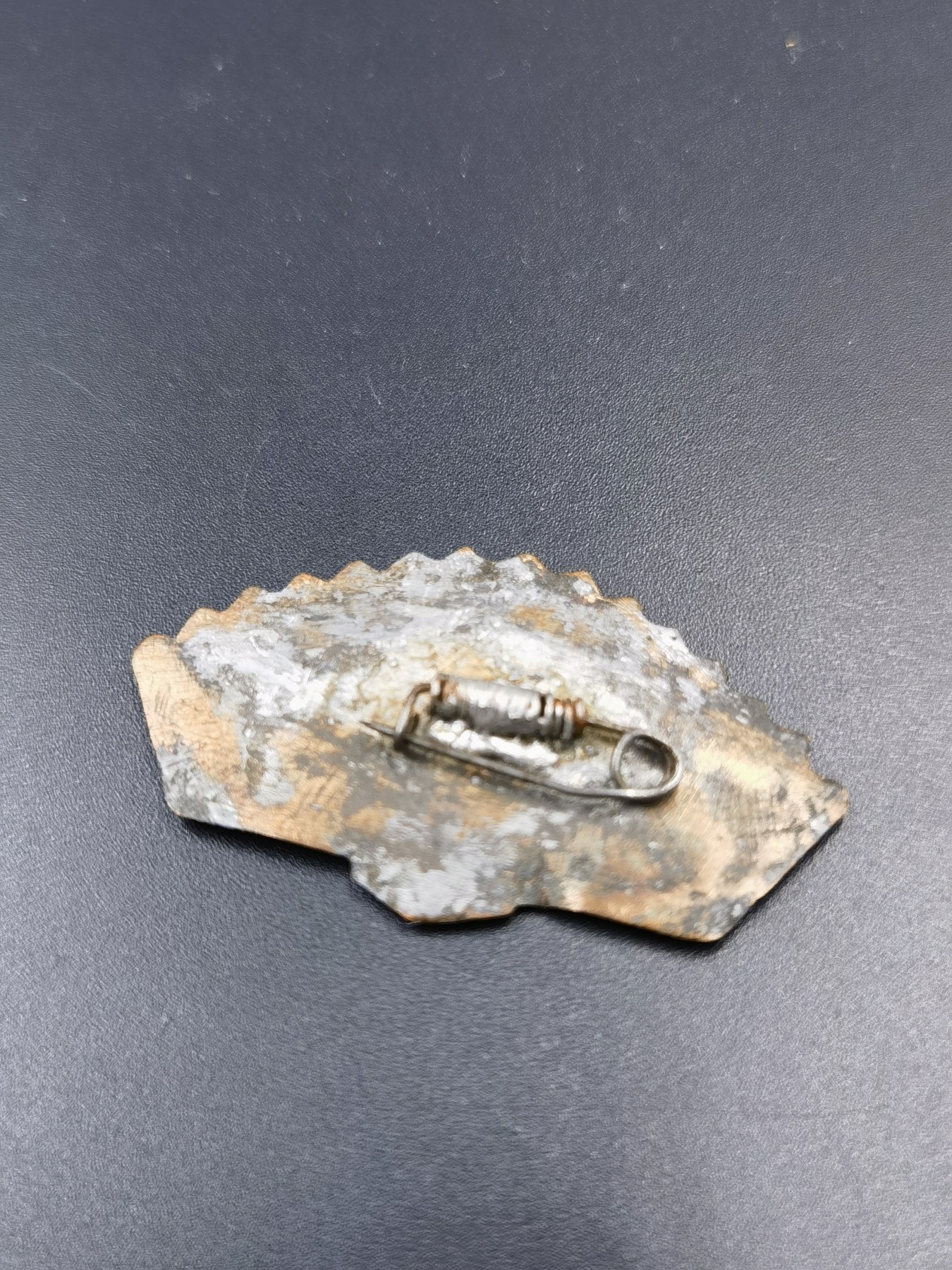 0押金拍卖 全场0起 大陆勋赏俱乐部第七期拍卖 少见朝鲜二级装甲兵技能章